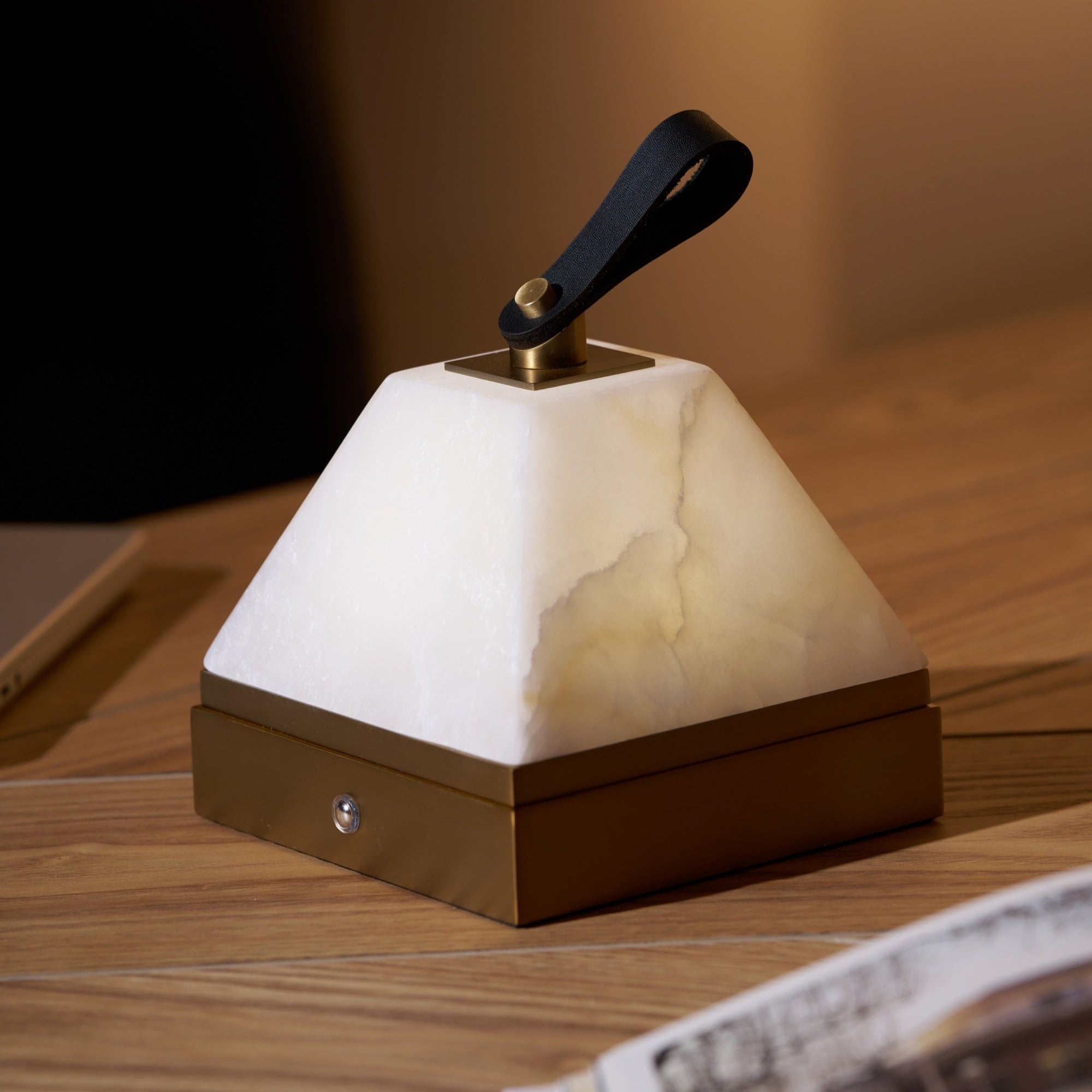 luma-cube-portable-lamp-anzaz--18