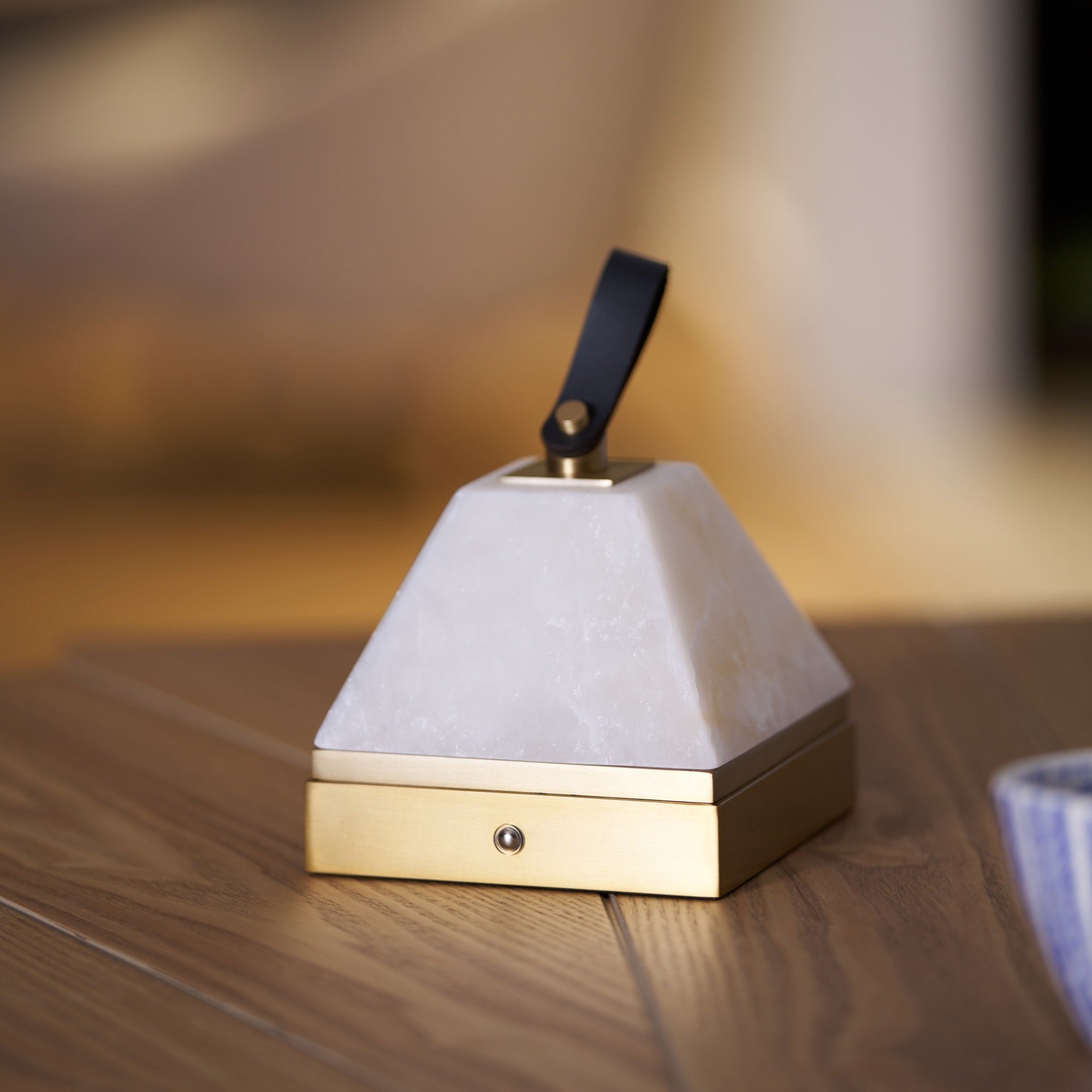 luma-cube-portable-lamp-anzaz--36
