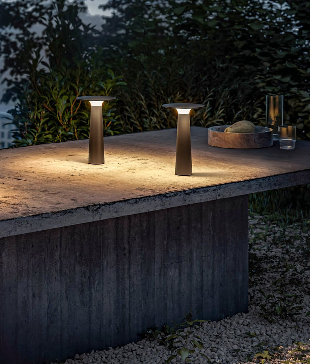 luma-disk-outdoor-table-light-anzaz--10