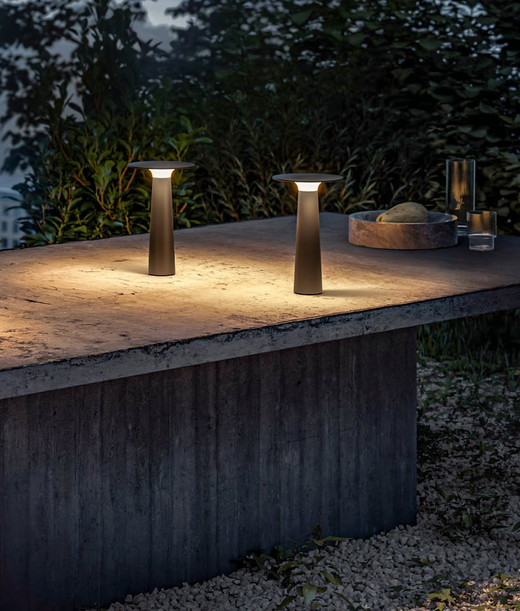 luma-disk-outdoor-table-light-anzaz--10