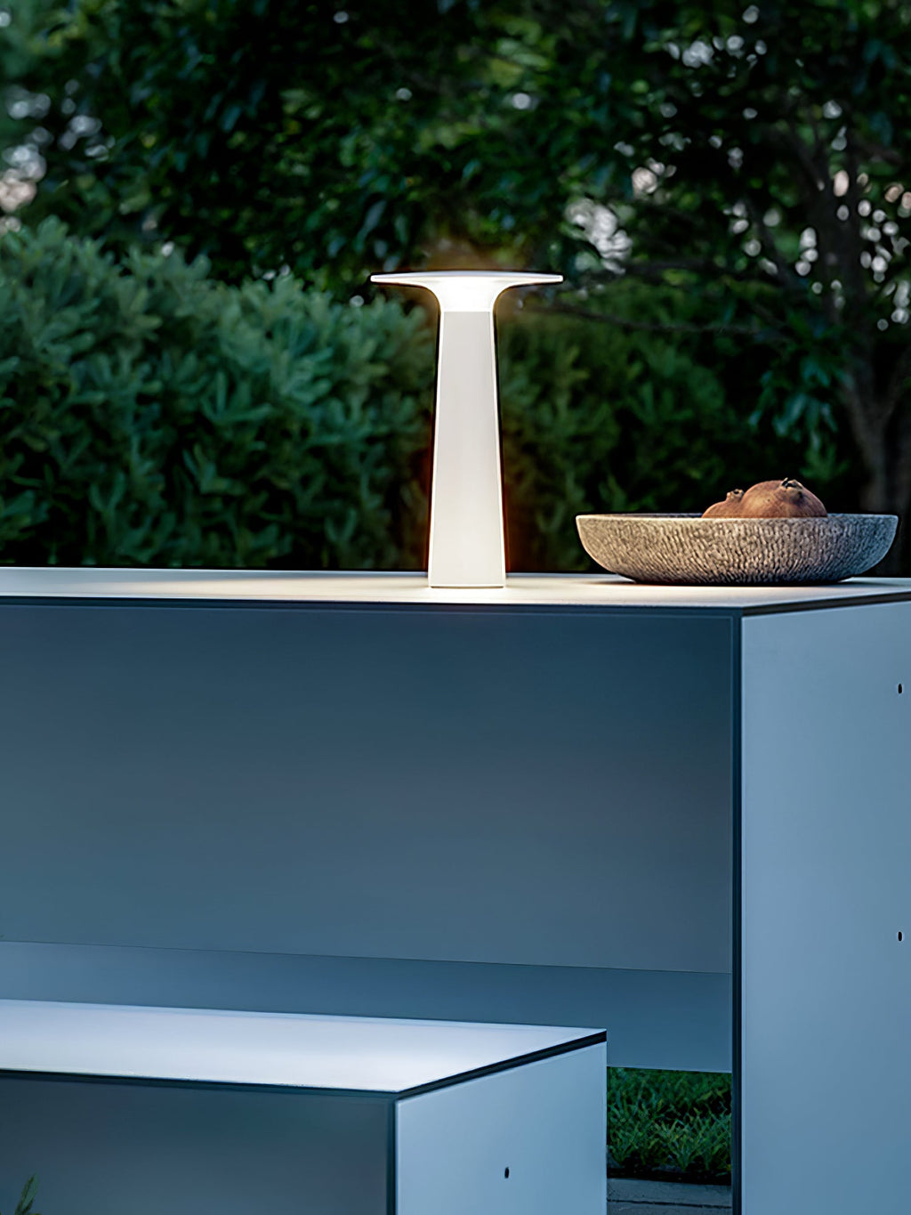 luma-disk-outdoor-table-light-anzaz--4