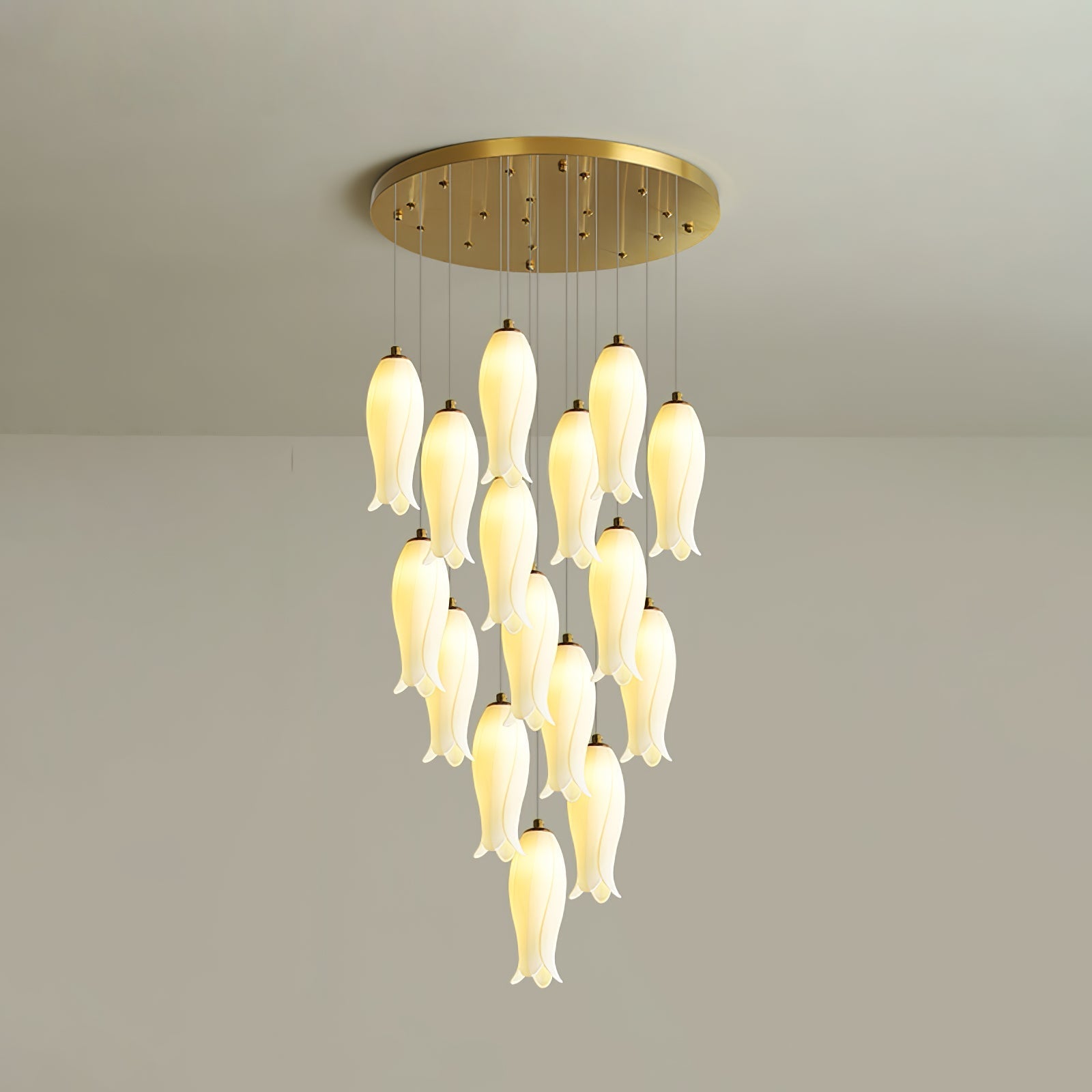 luma-flora-stairs-chandelier-anzaz--18