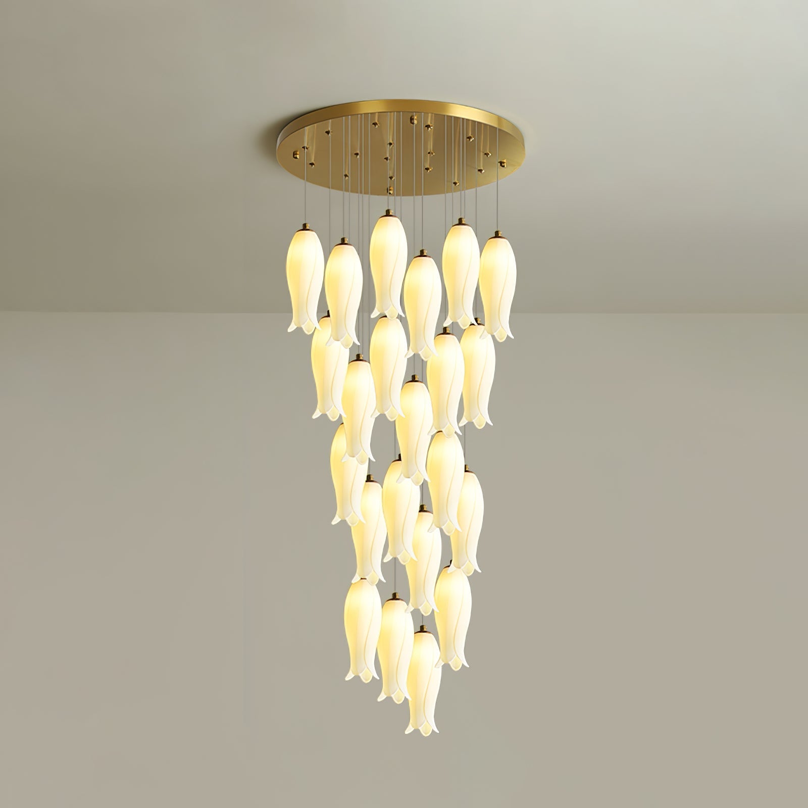 luma-flora-stairs-chandelier-anzaz--19