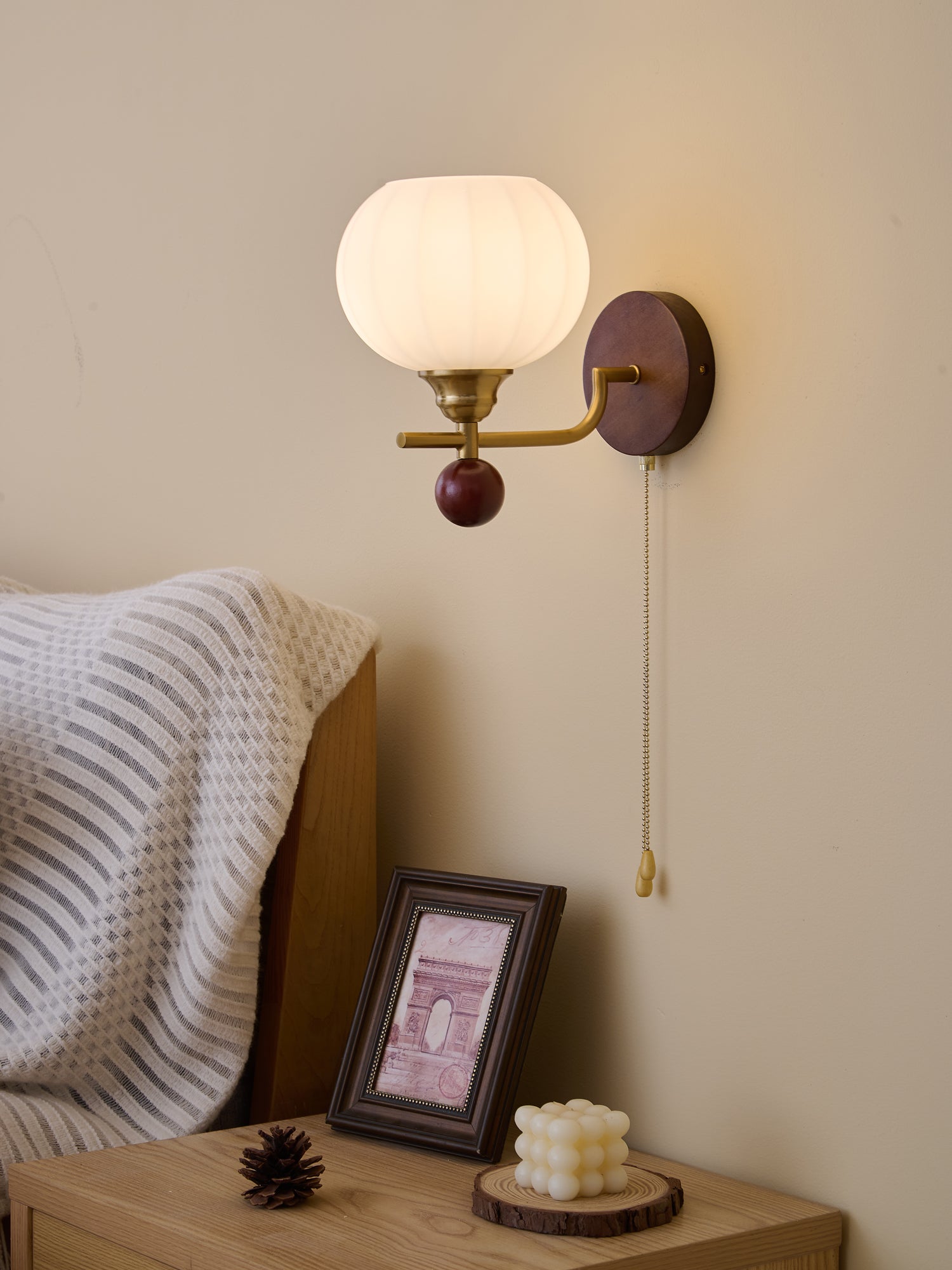 lumea-crest-wall-lamp-anzaz--6