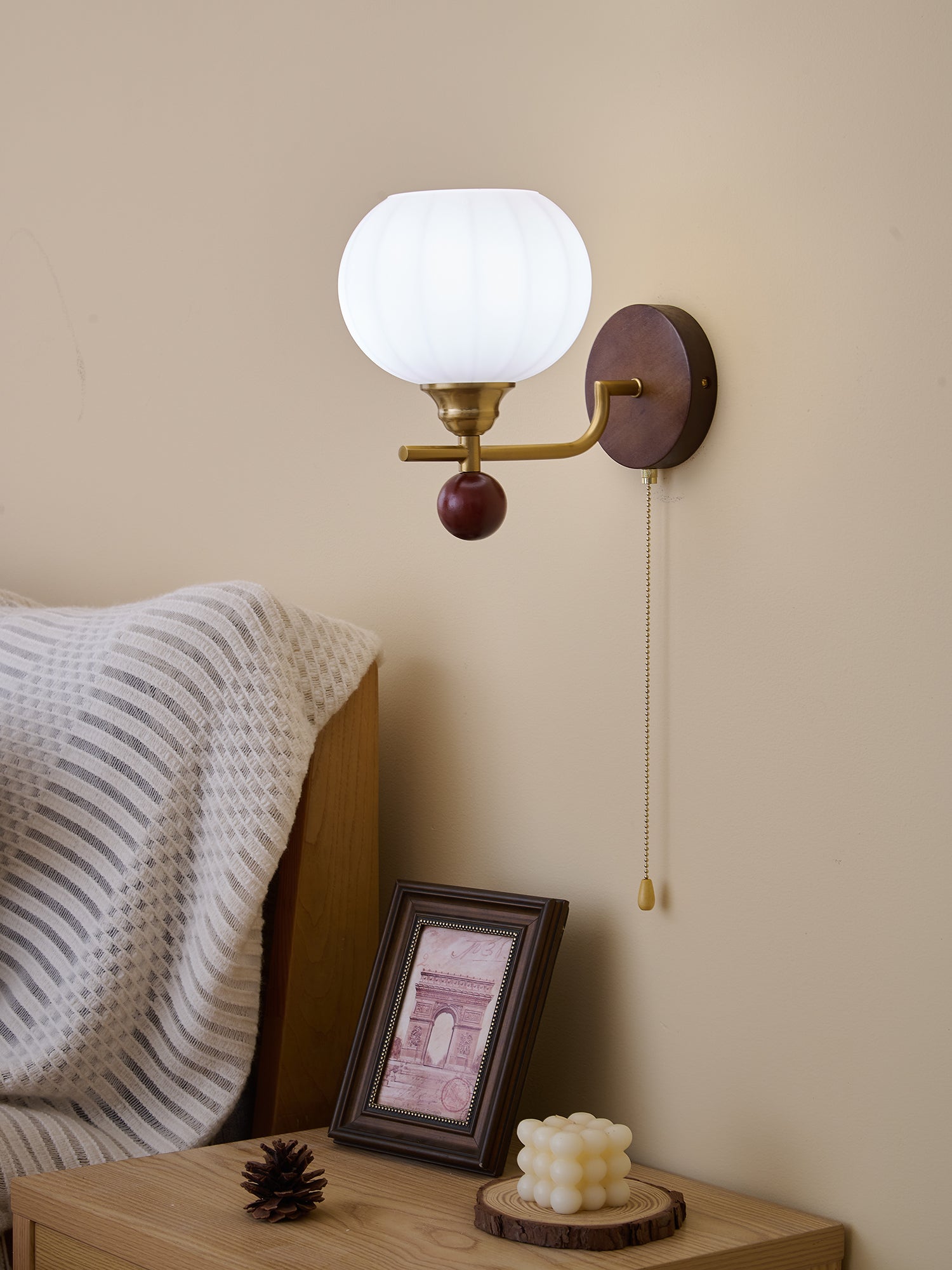 lumea-crest-wall-lamp-anzaz--8