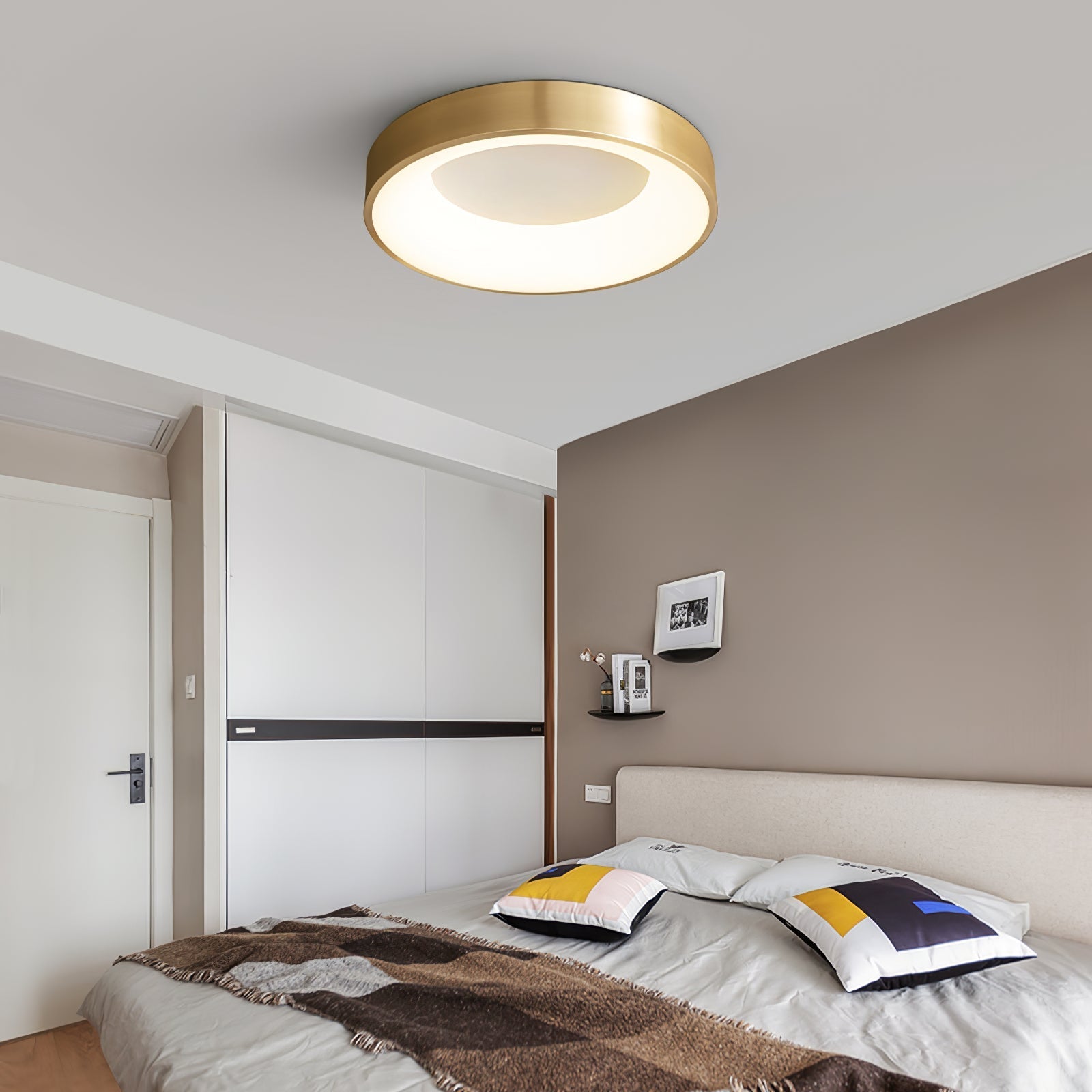 lumenia-ceiling-light-anzaz-Brass-2