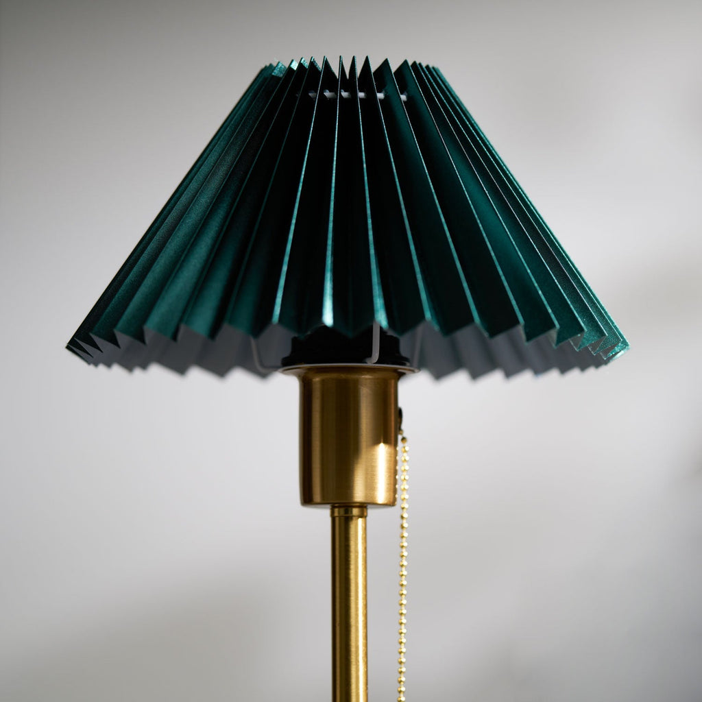 lumi-pleated-table-lamp-anzaz--12