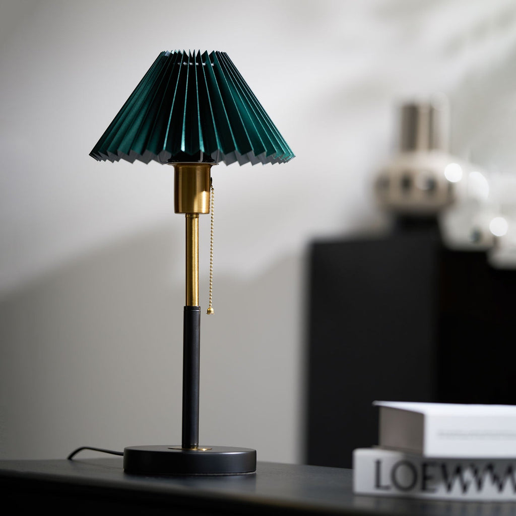 lumi-pleated-table-lamp-anzaz-Black & Gold & Green-4