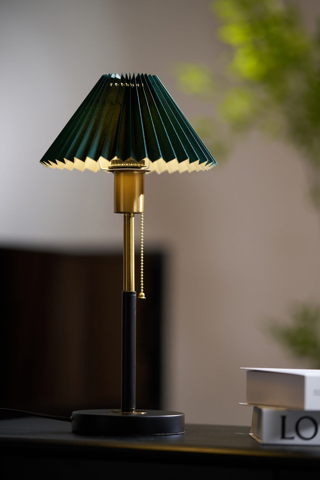 lumi-pleated-table-lamp-anzaz--15