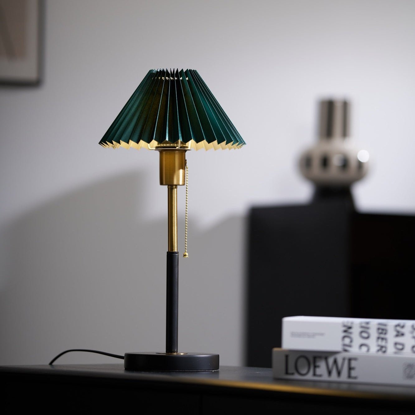 lumi-pleated-table-lamp-anzaz--17