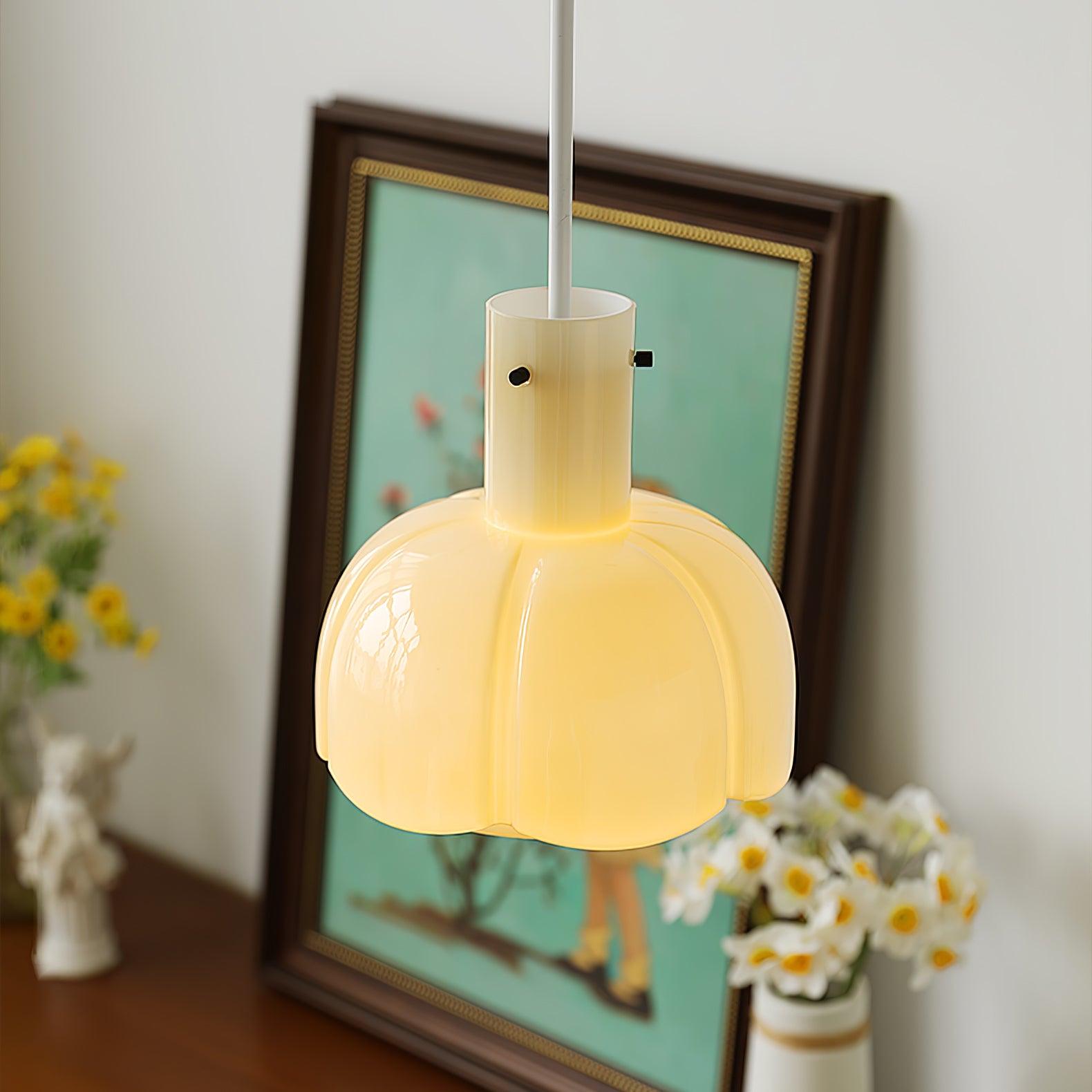lumina-petal-glass-pendant-light-anzaz-Pink-2