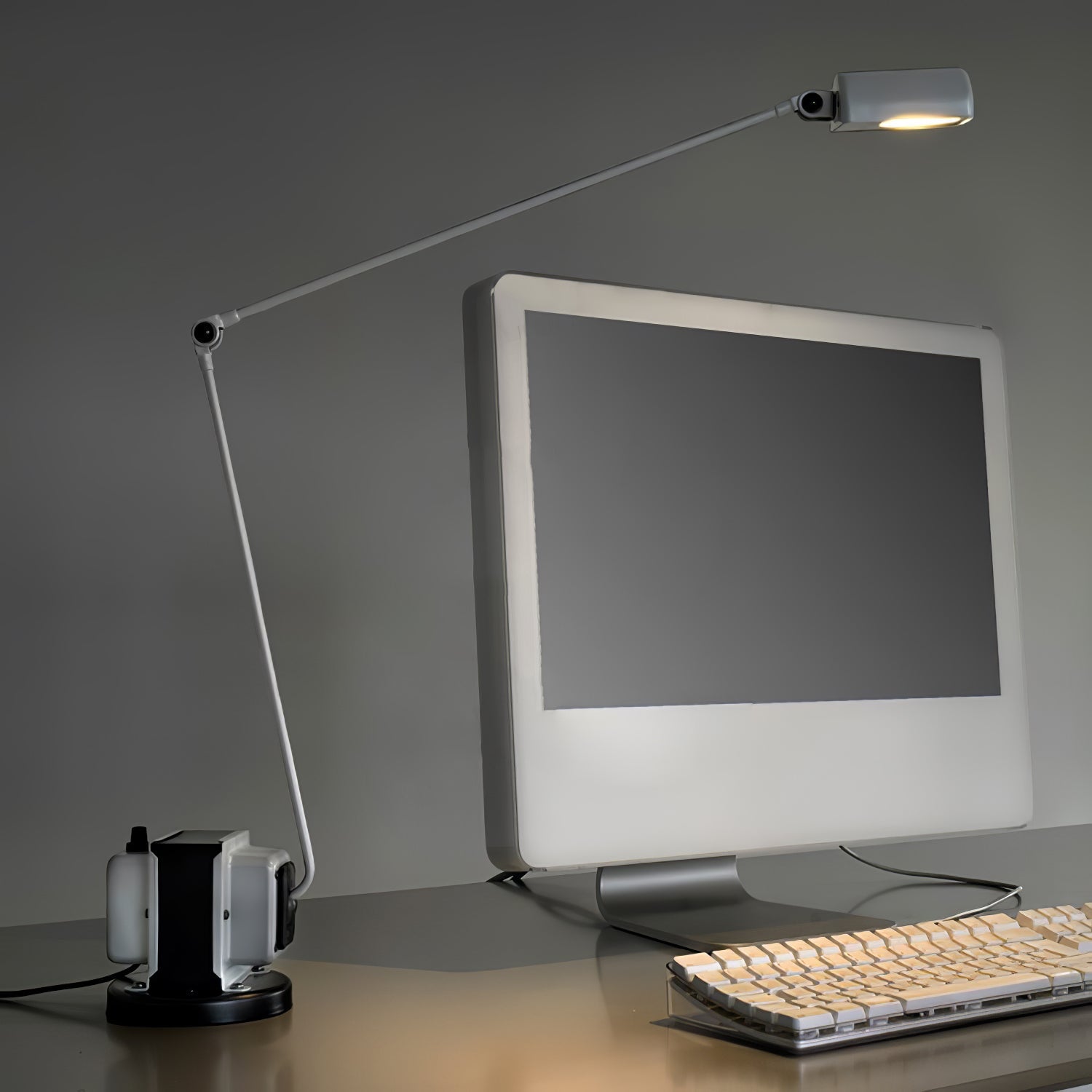 dynamo-table-lamp-anzaz--22