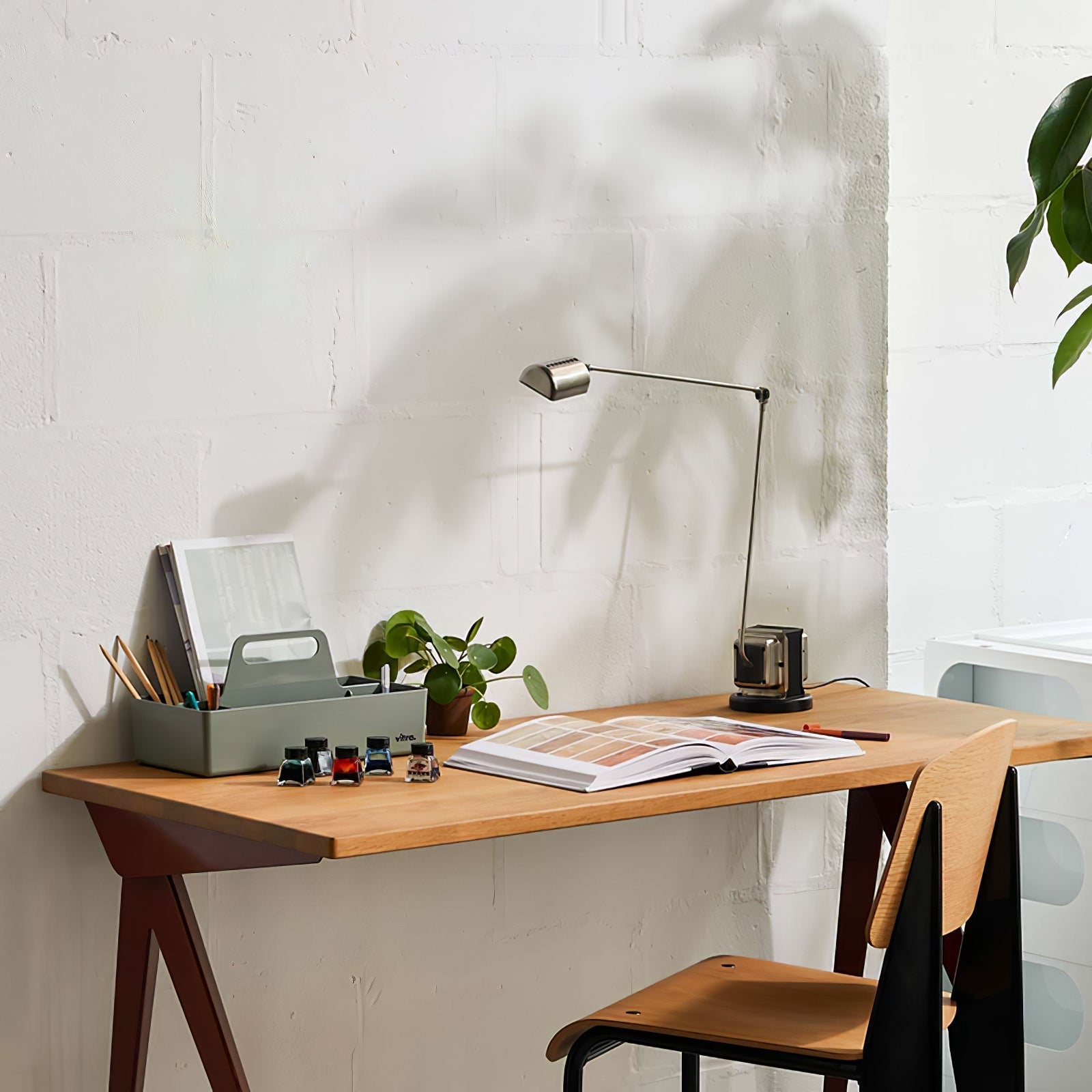 dynamo-table-lamp-anzaz--26