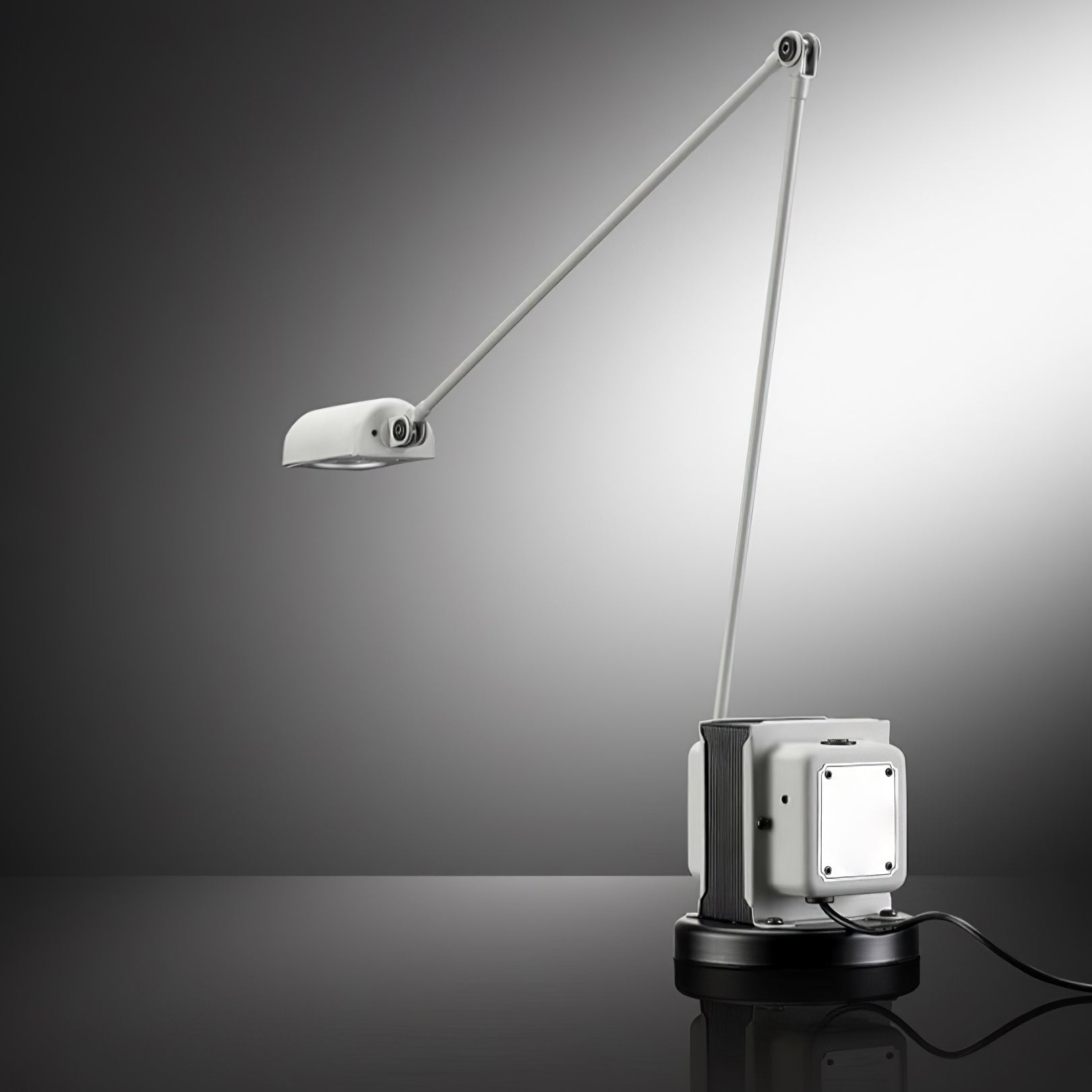 dynamo-table-lamp-anzaz-Nickel & RC Dimming-13