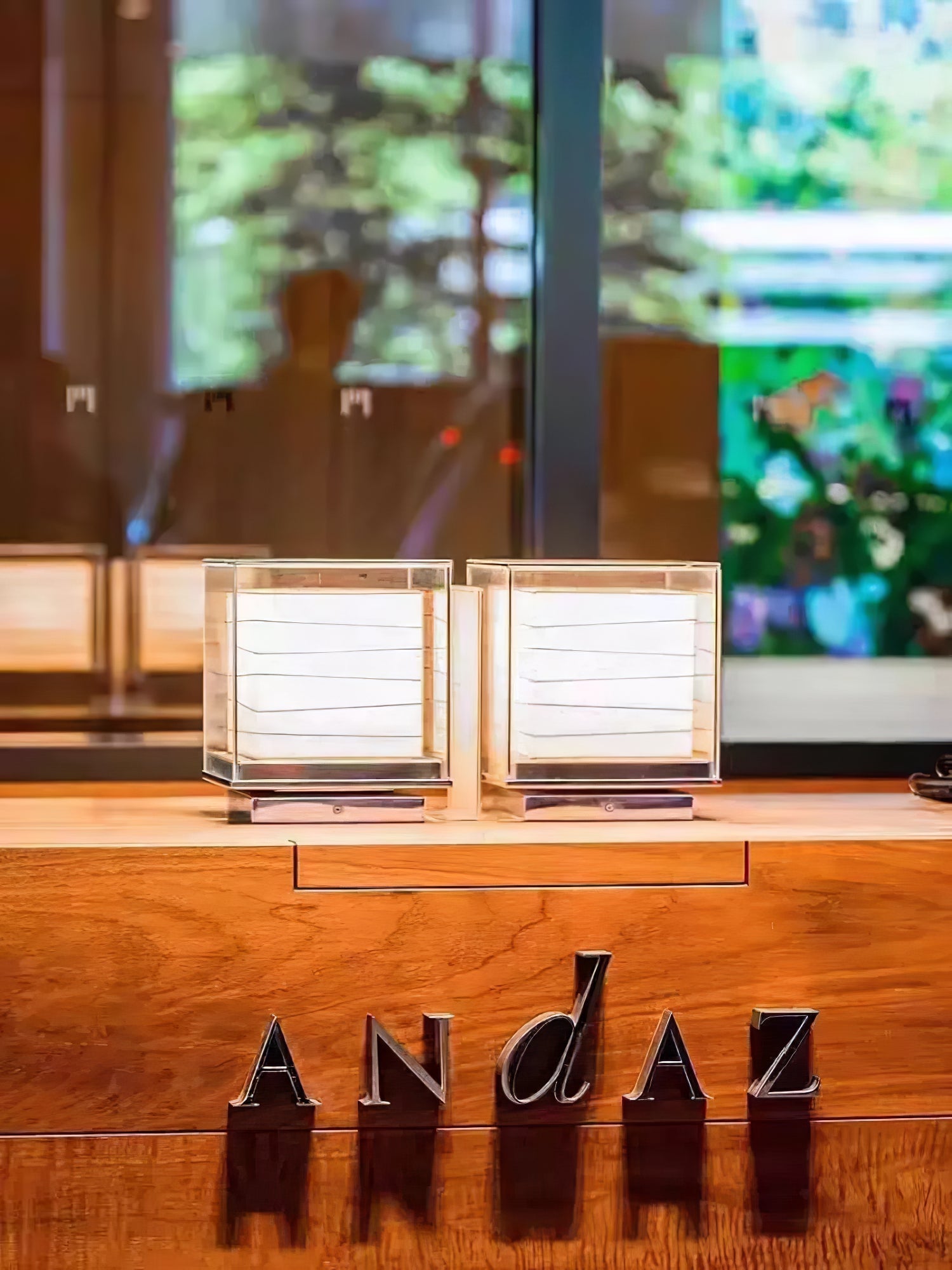 lumo-cube-table-lamp-anzaz--18