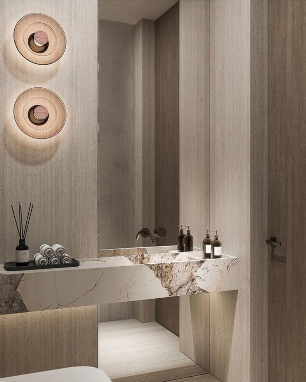 luna-a-disc-sconce-anzaz--9
