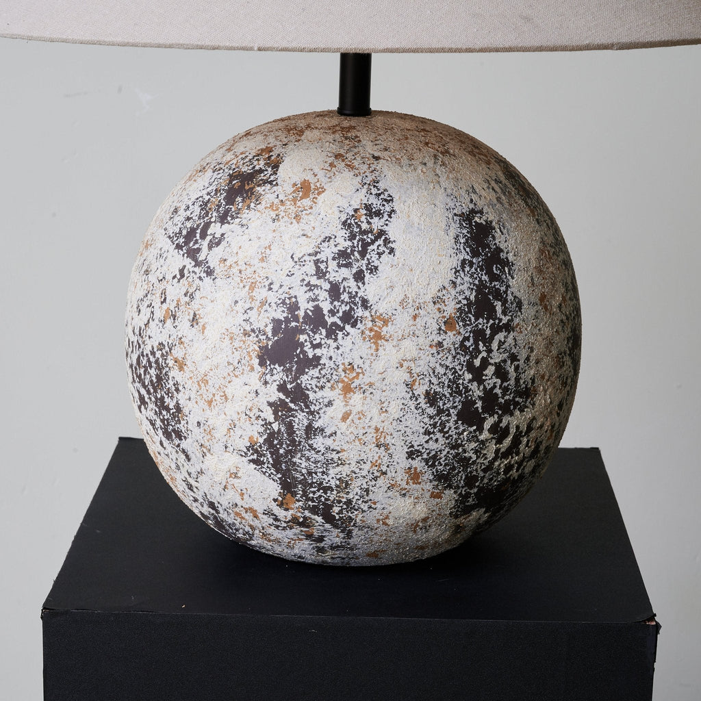 luna-terra-table-lamp-anzaz--10