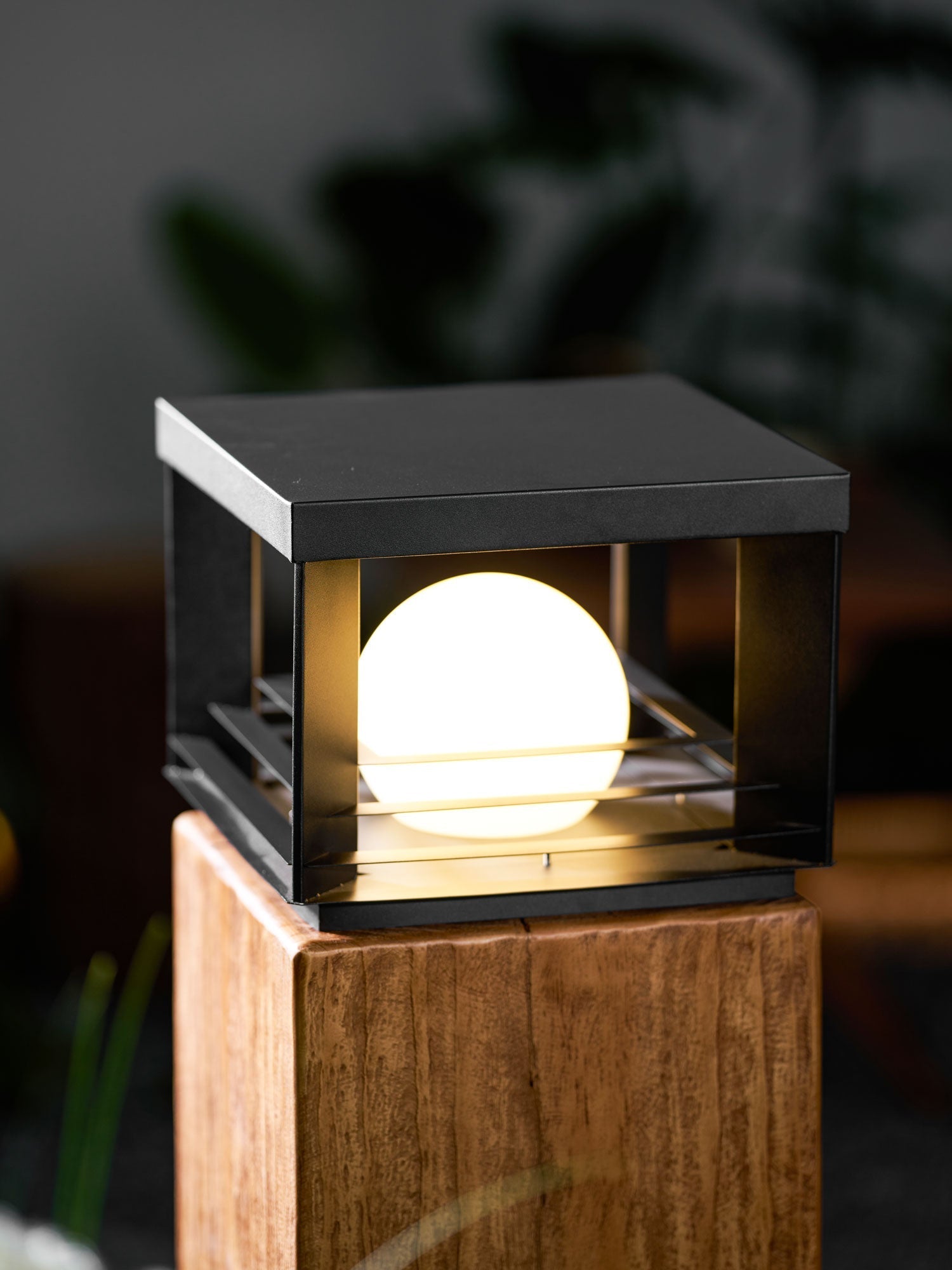 lunar-crate-outdoor-lamp-anzaz--40