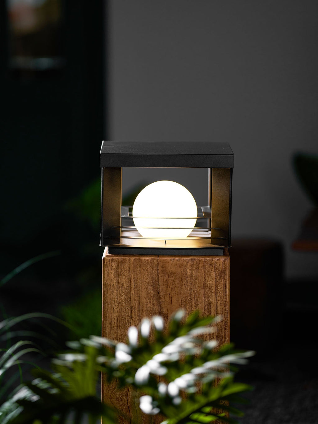 lunar-crate-outdoor-lamp-anzaz--31