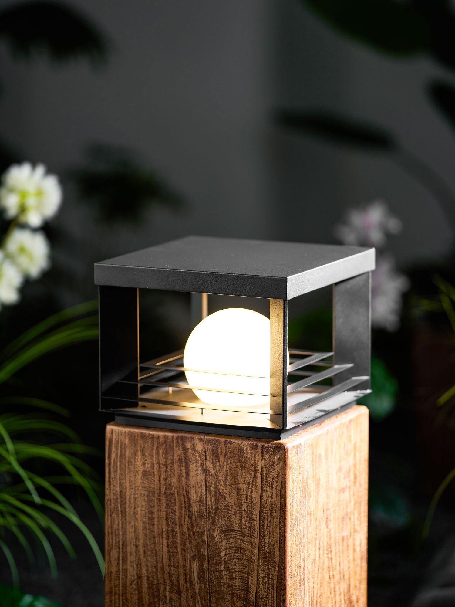 lunar-crate-outdoor-lamp-anzaz--34