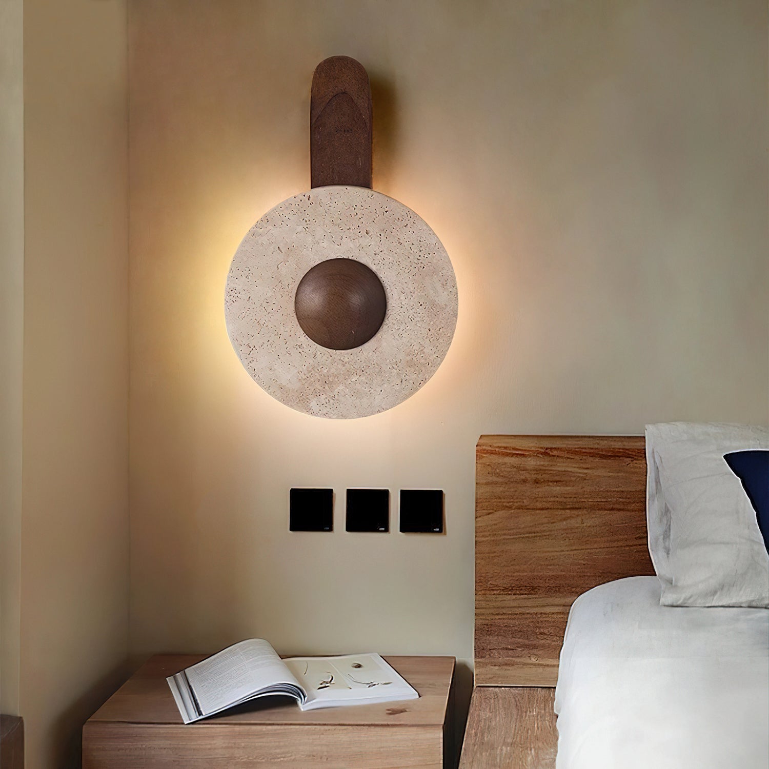 lunar-wood-wall-lamp-anzaz--2