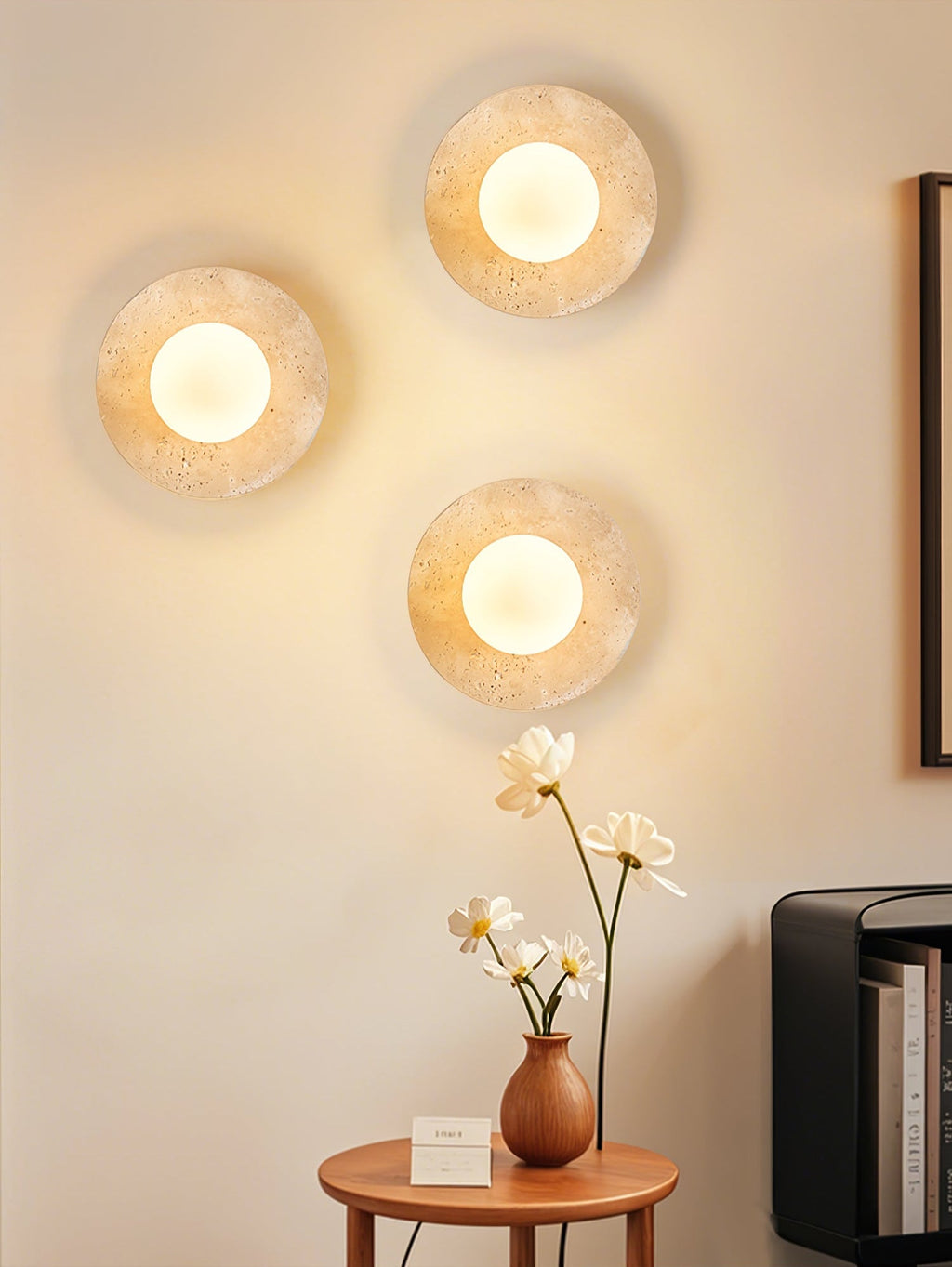 lunaro-travertine-sconce-anzaz-Yellow Travertine & White-3