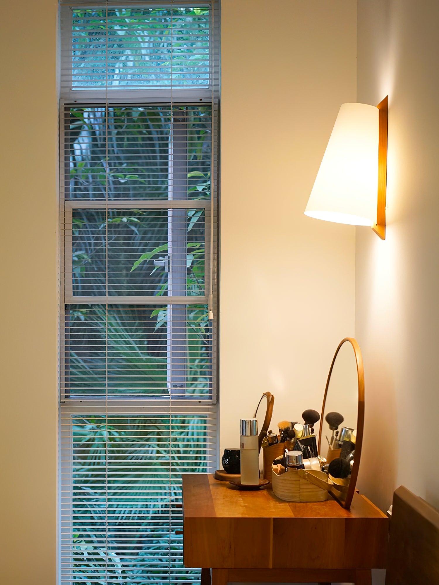 lupe-wall-lamp-anzaz--12
