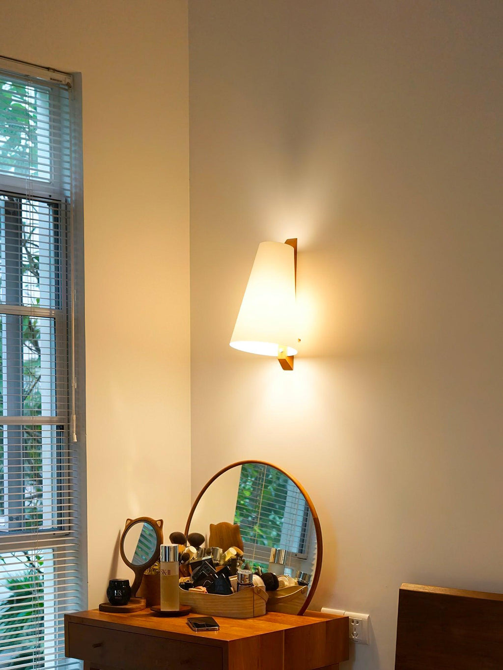 lupe-wall-lamp-anzaz--8