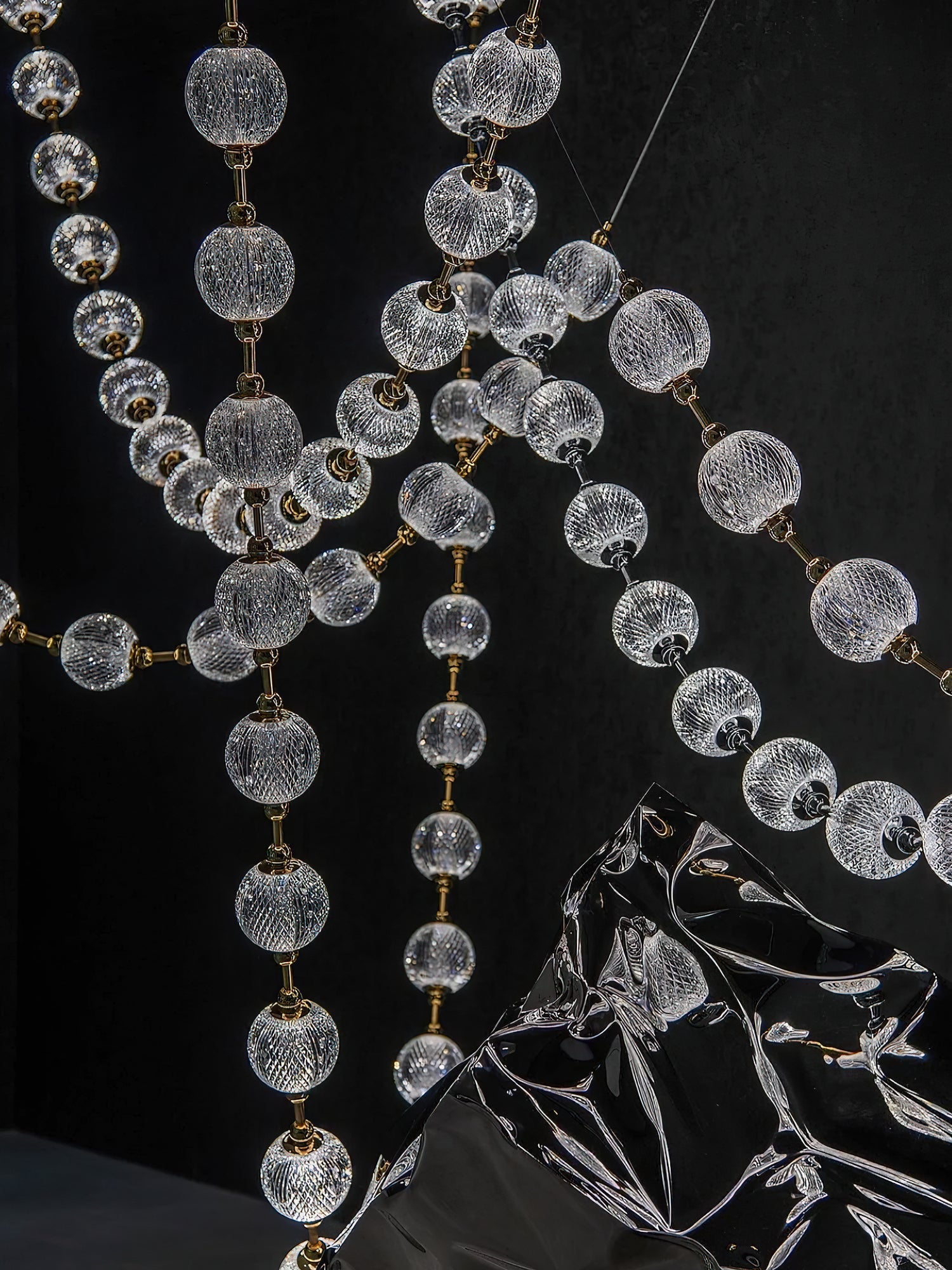 strand-necklace-chandelier-anzaz-Gold & Green-12