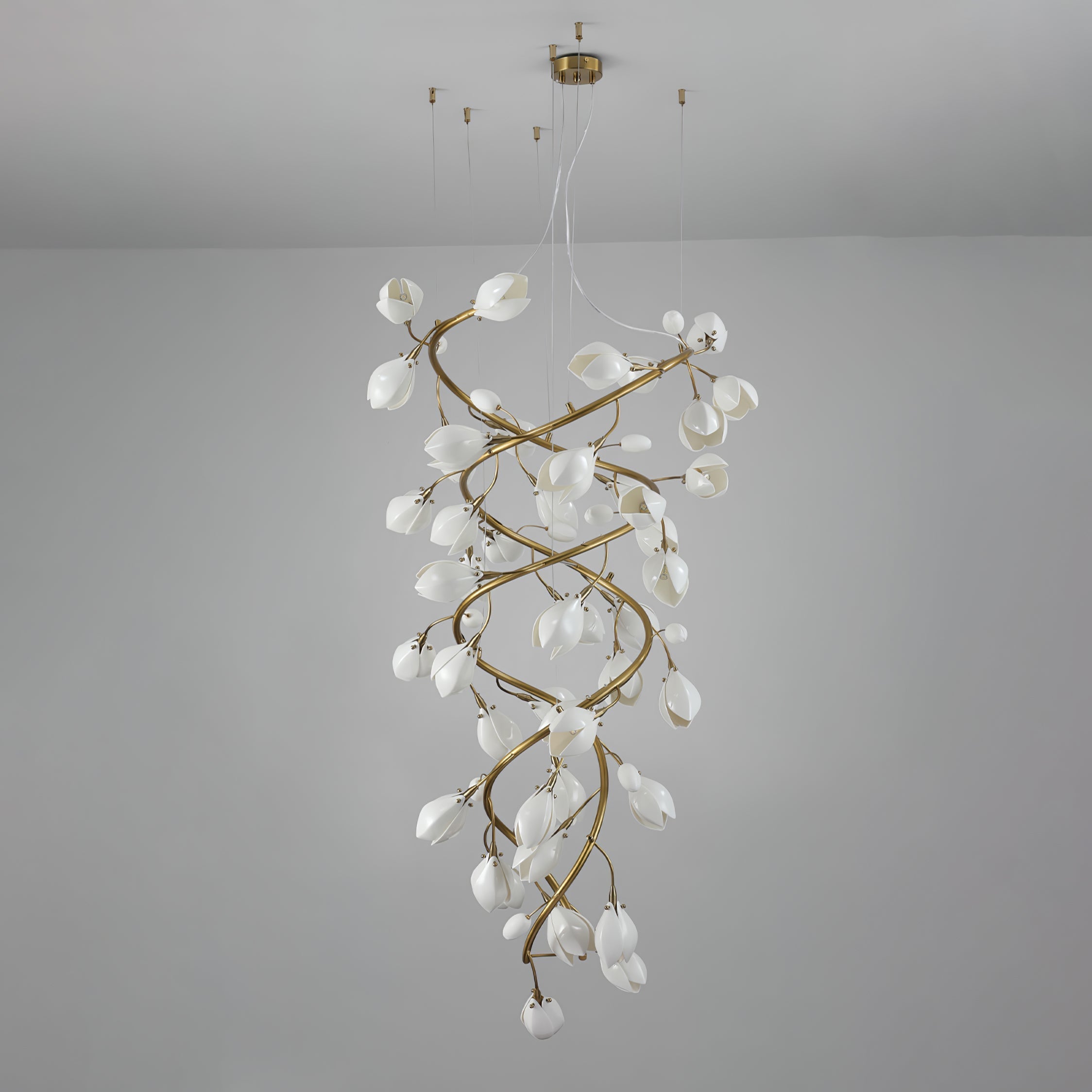 lysandra-cascade-stairs-chandelier-anzaz--8