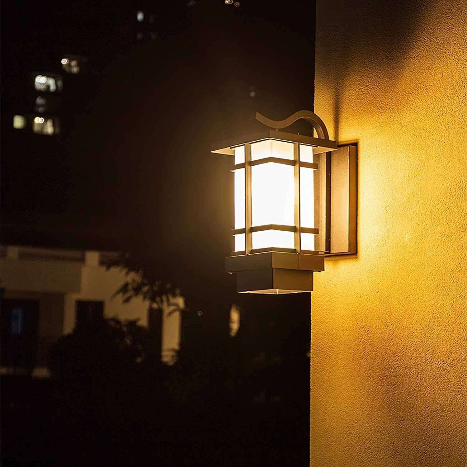 madison-lantern-outdoor-wall-lamp-anzaz--2