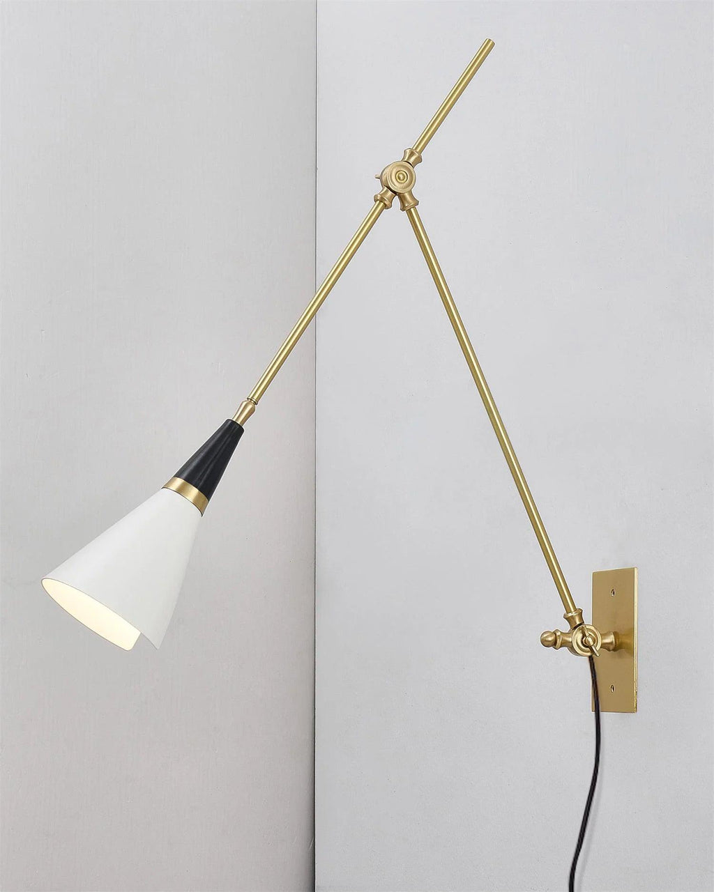 magari-plug-in-wall-lamp-anzaz-White+Black+Brass-4