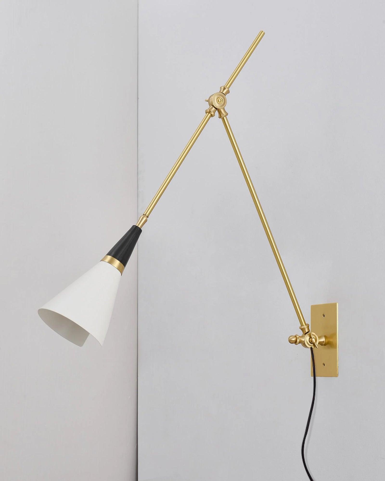 magari-plug-in-wall-lamp-anzaz-White+Brass-5