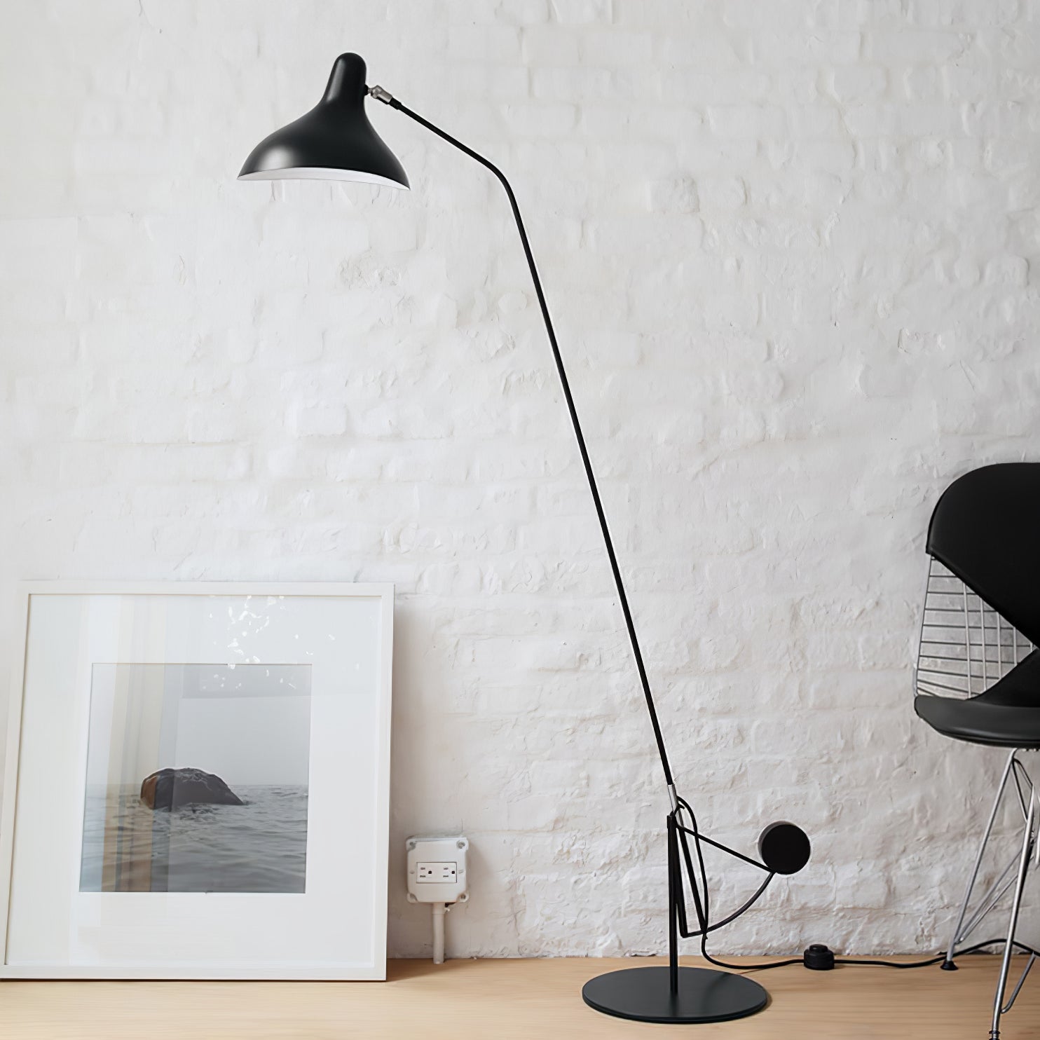 mantis-arm-floor-lamp-anzaz-Black-2