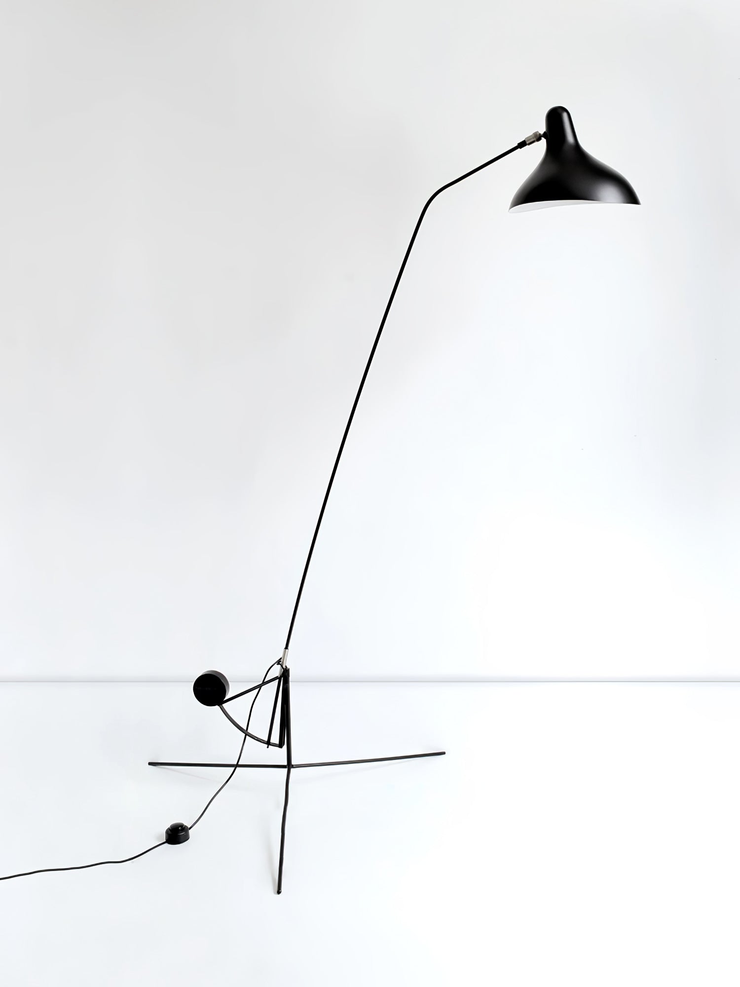 mantis-arm-floor-lamp-anzaz-Black-7