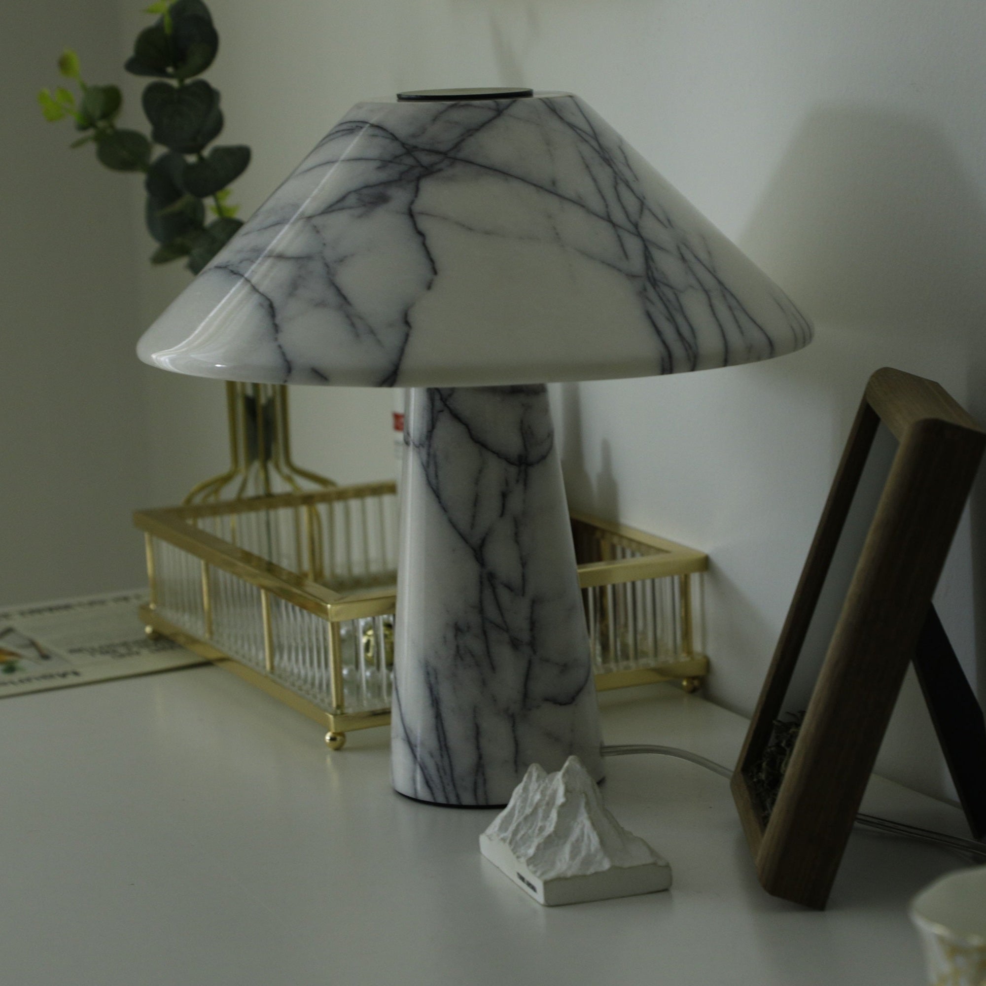 marbella-marble-table-lamp-anzaz--8