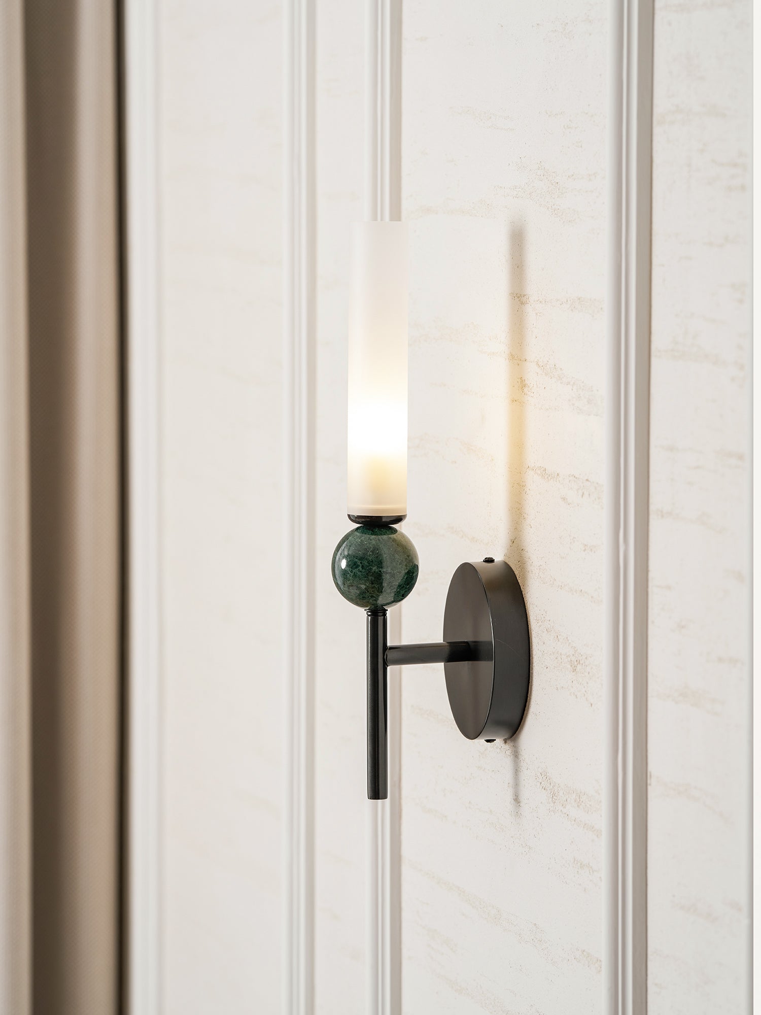 marble-vertical-wall-lamp-anzaz--43