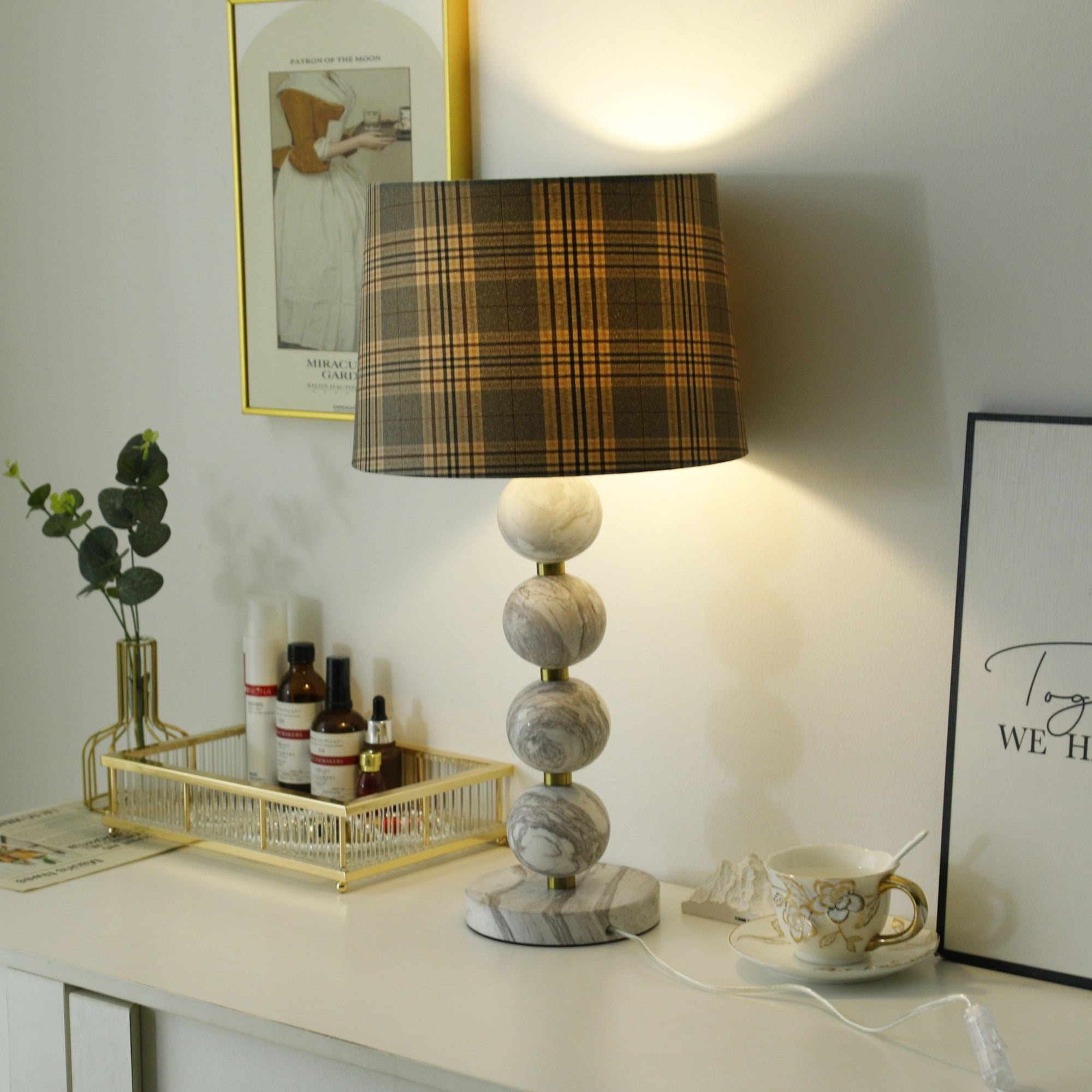 terra-sculpt-floor-lamp-anzaz-White & Grey-4