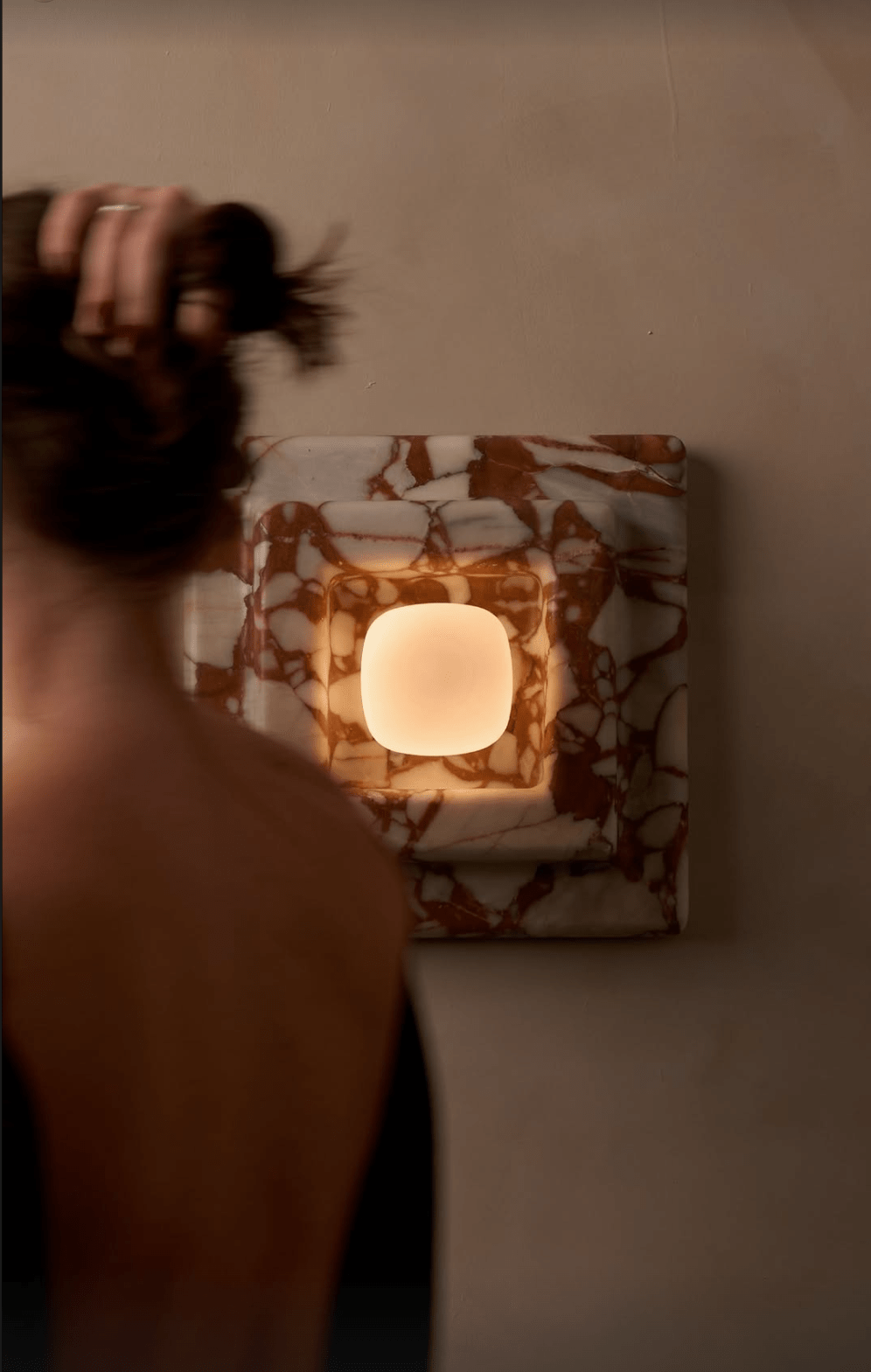 marblume-square-wall-lamp-anzaz-Afghan Black Gold Flower-2
