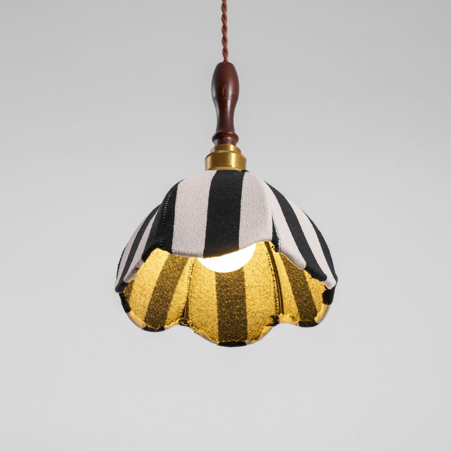 marbre-stripe-pendant-light-anzaz--10