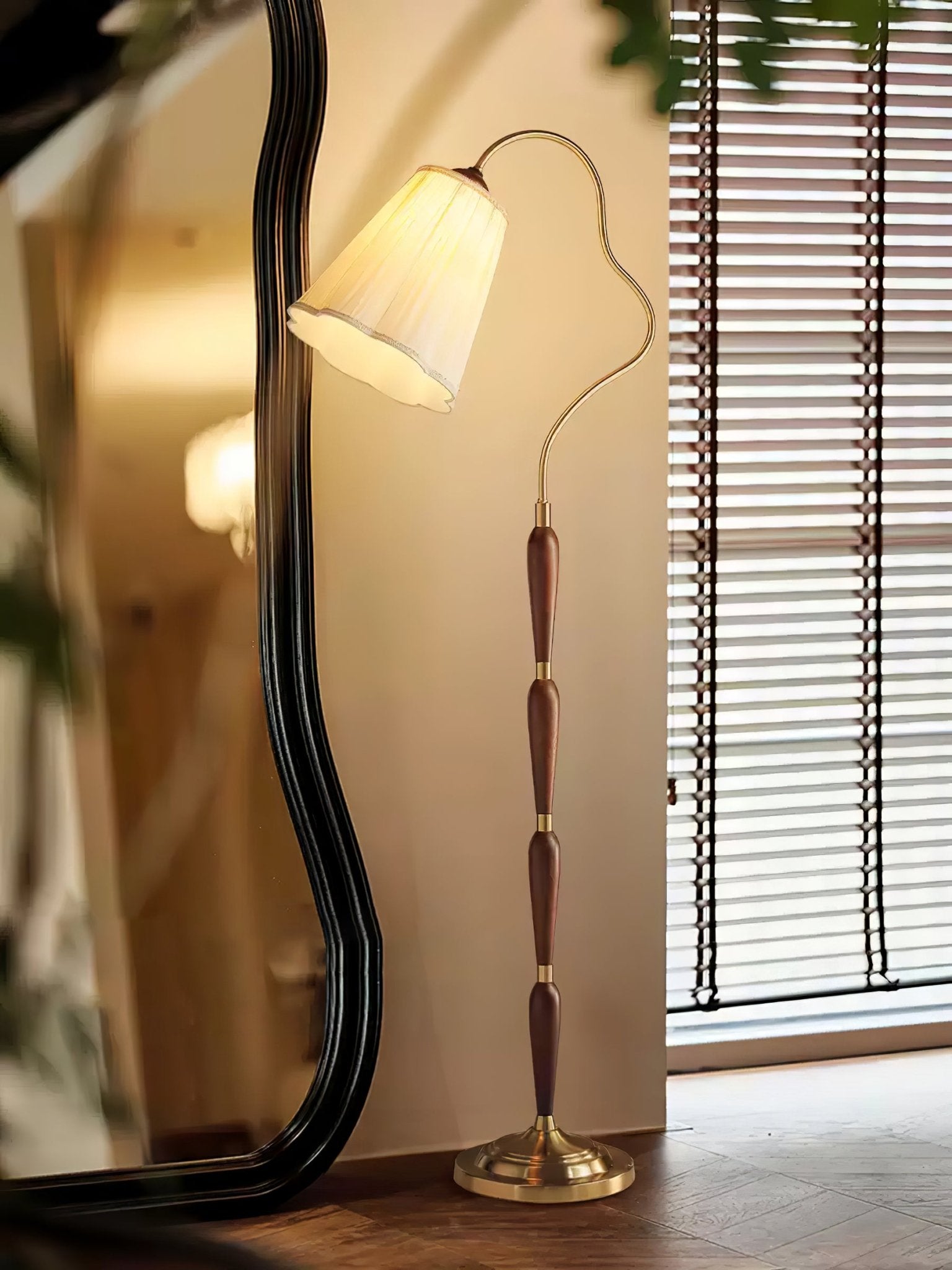 marcellus-arc-floor-lamp-anzaz--10