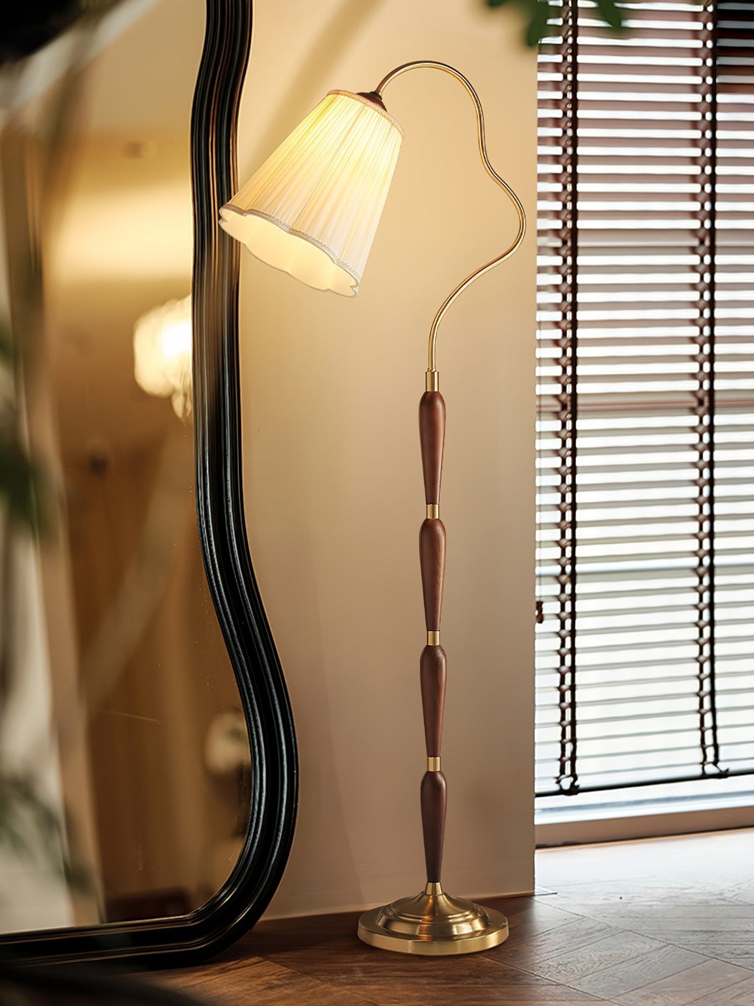 marcellus-arc-floor-lamp-anzaz--9
