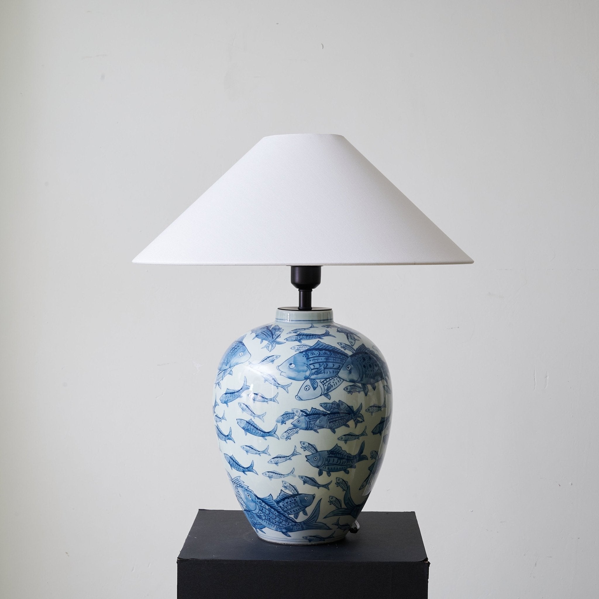 marina-porcelain-table-lamp-anzaz-Blue & White-4