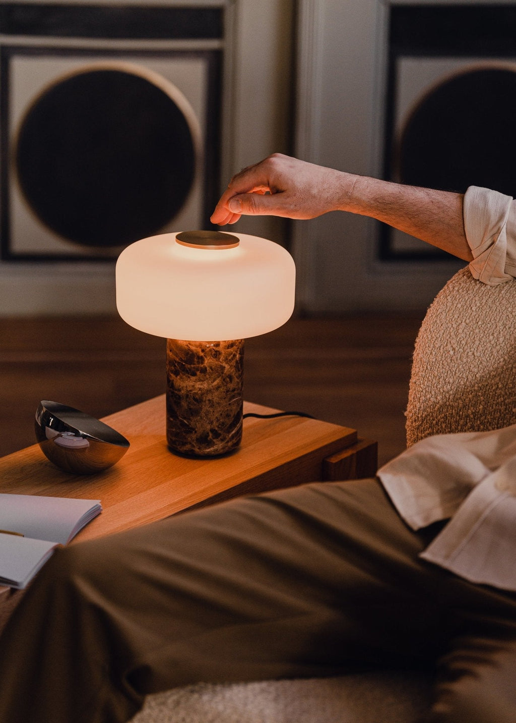 maris-rechargeable-marble-table-lamp-anzaz--9