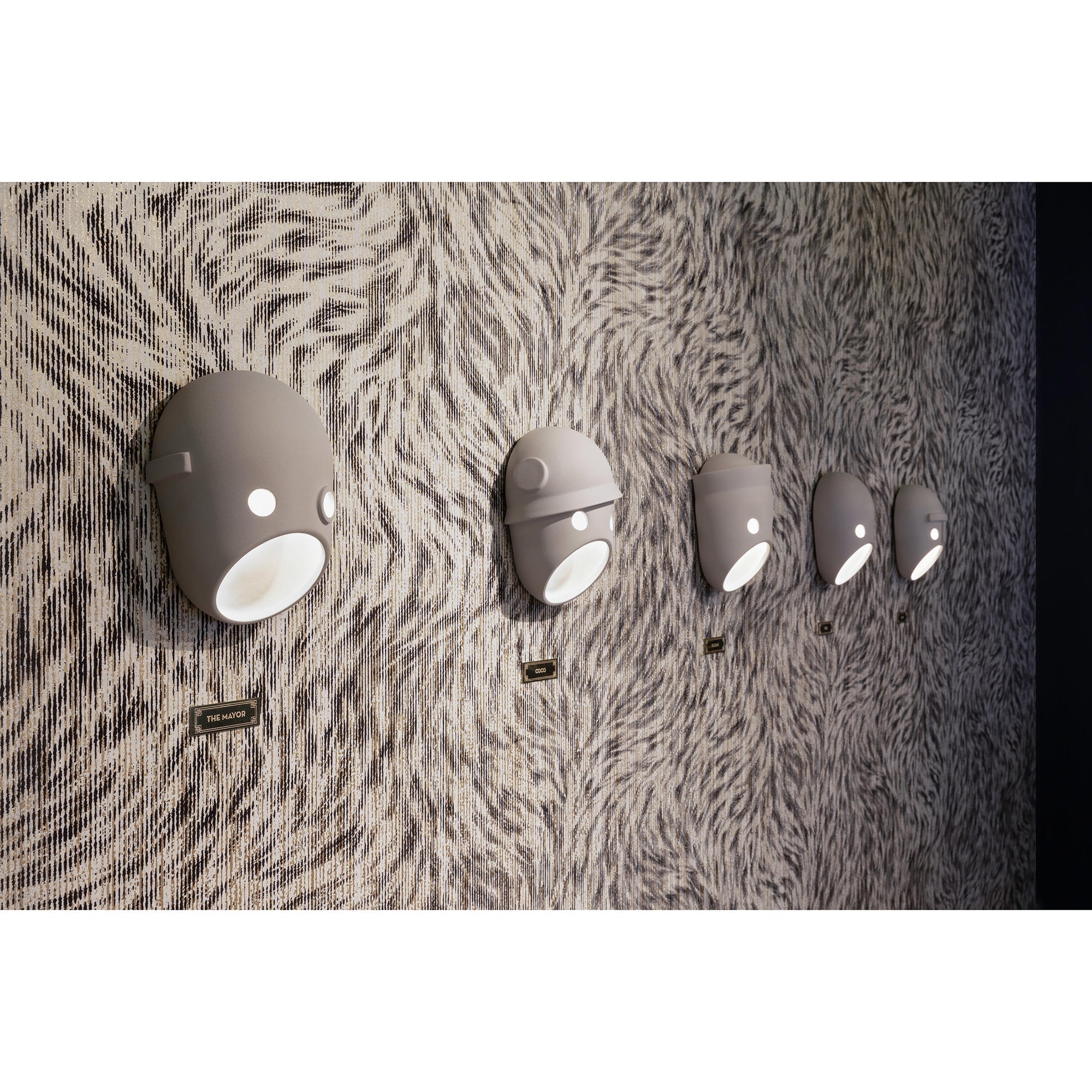 the-party-wall-light-anzaz--46