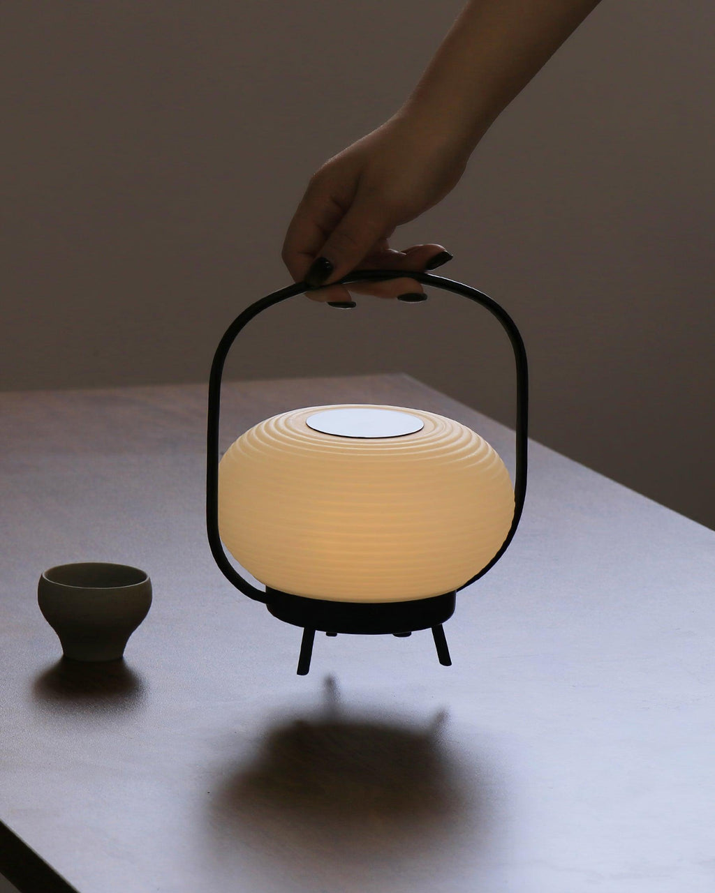 masker-portable-built-in-battery-table-light-anzaz--7