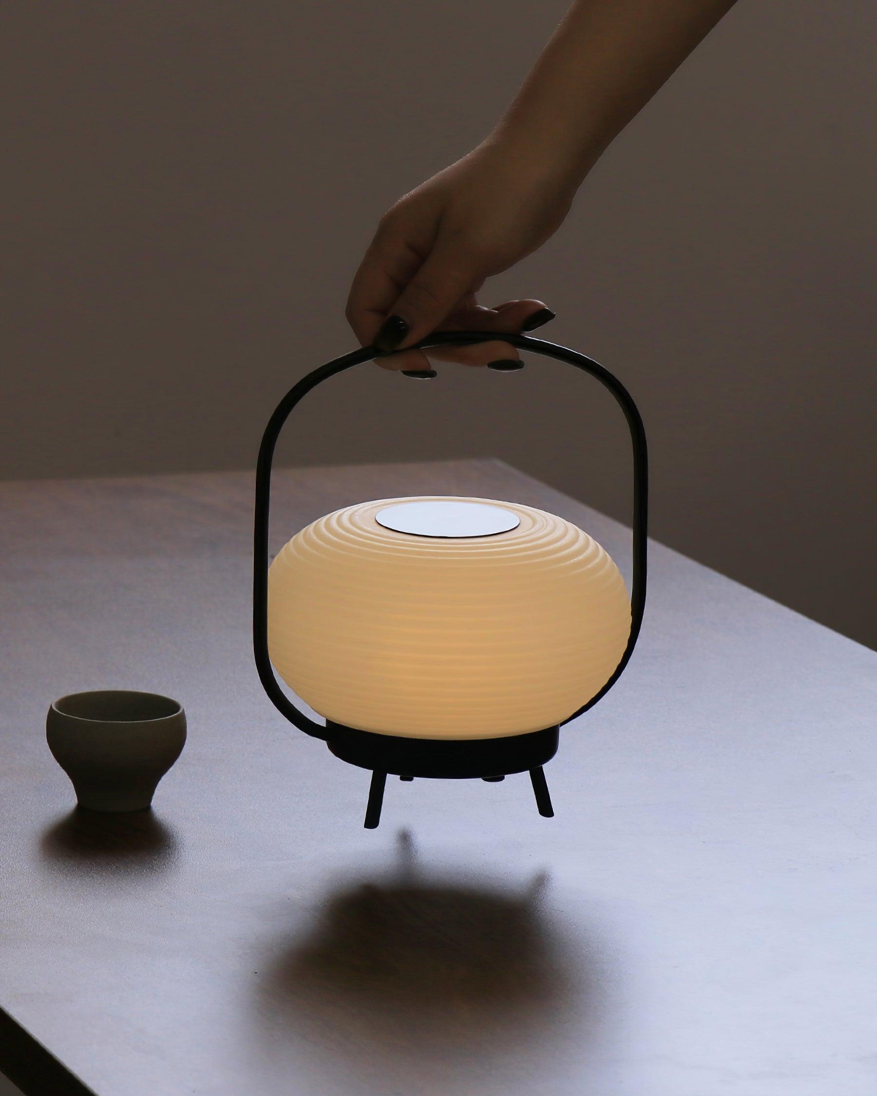 masker-portable-built-in-battery-table-light-anzaz--7