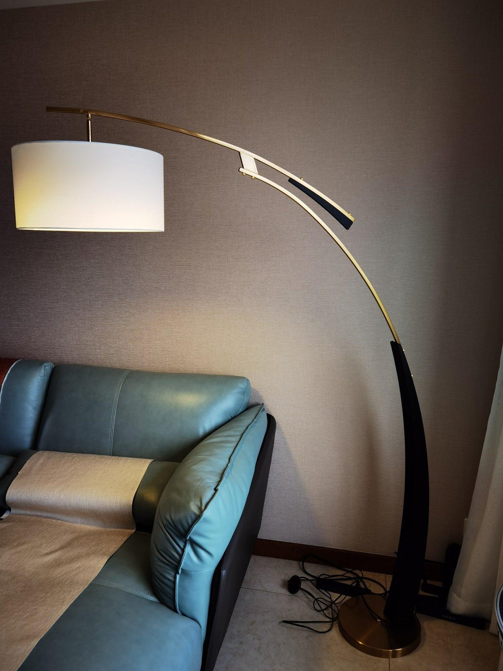matterhorn-arc-floor-lamp-anzaz--29