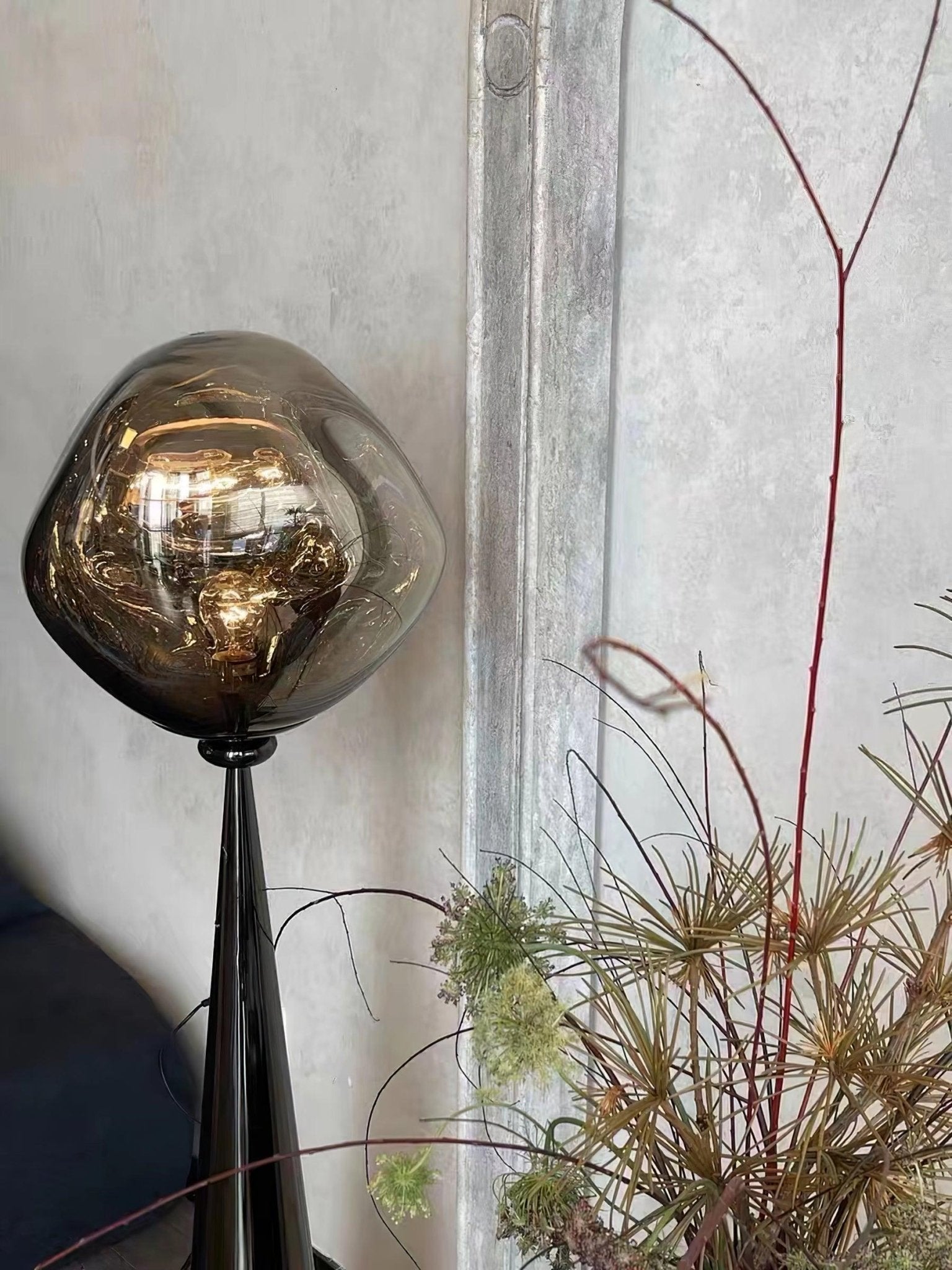 cone-lava-floor-lamp-anzaz-Black+Smoky gray-32
