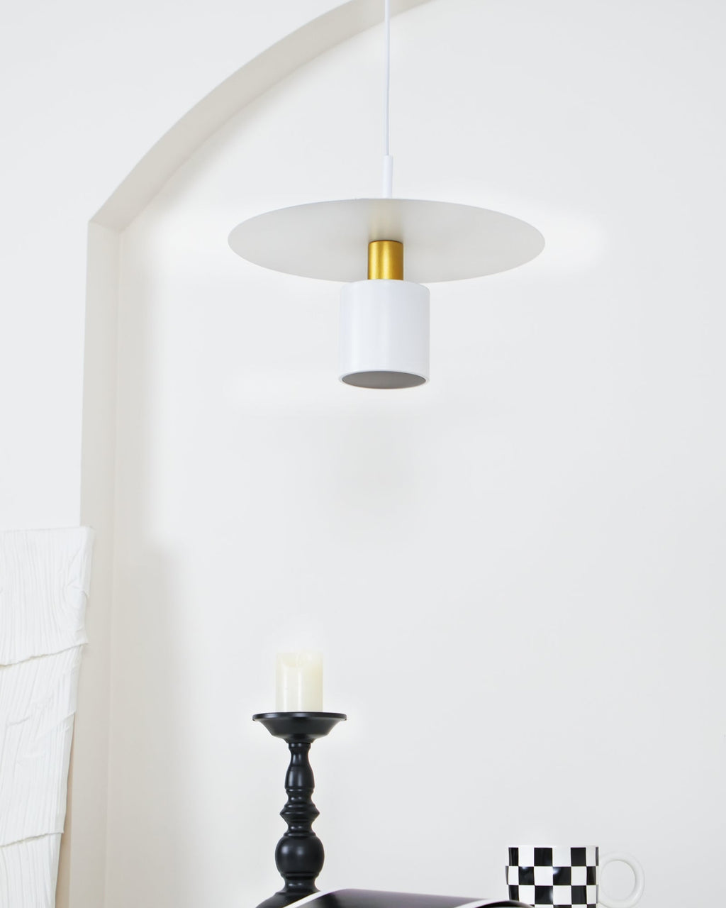 mercer-halo-pendant-lamp-anzaz--8